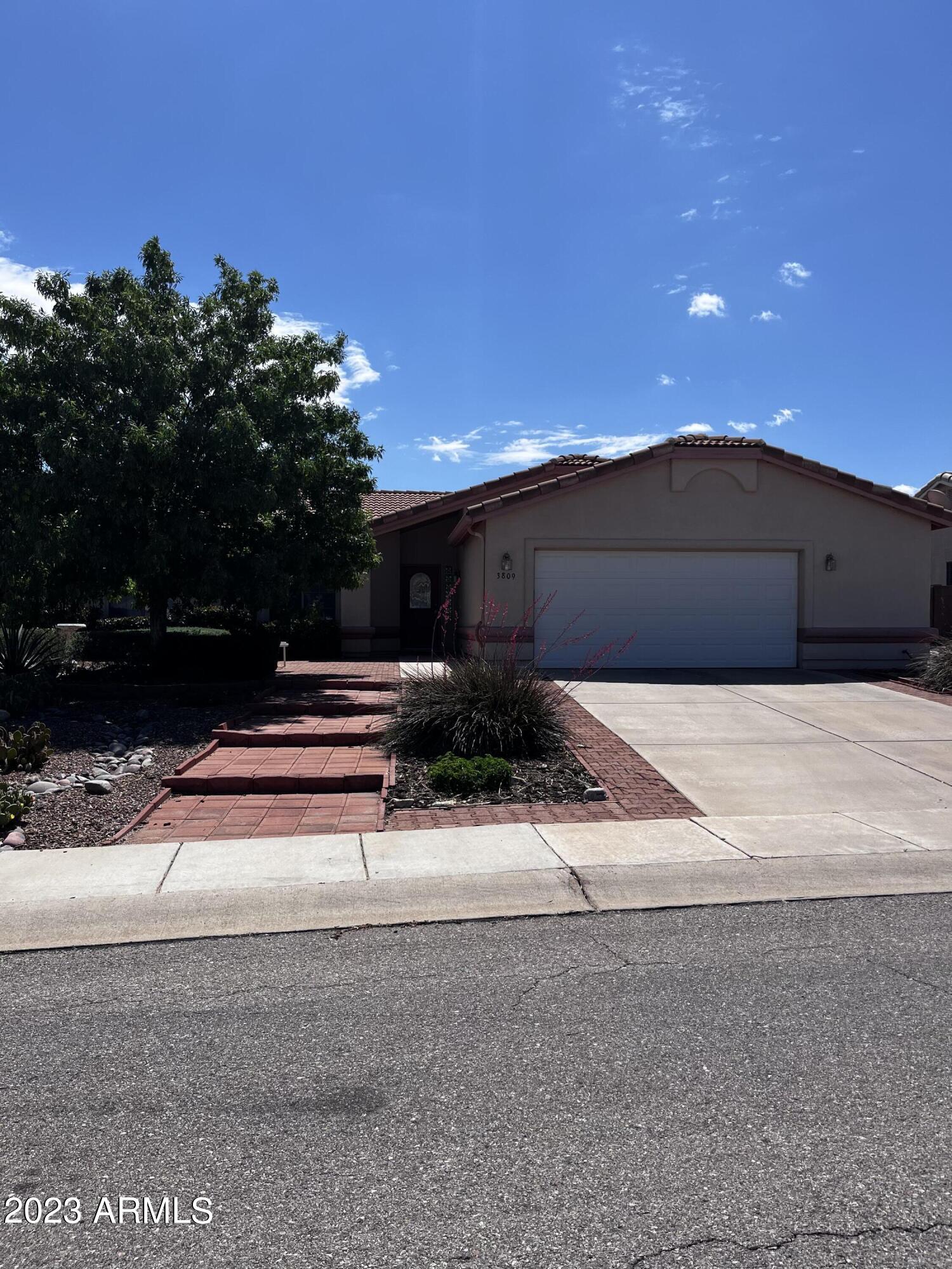 Canyon de Flores - Residential