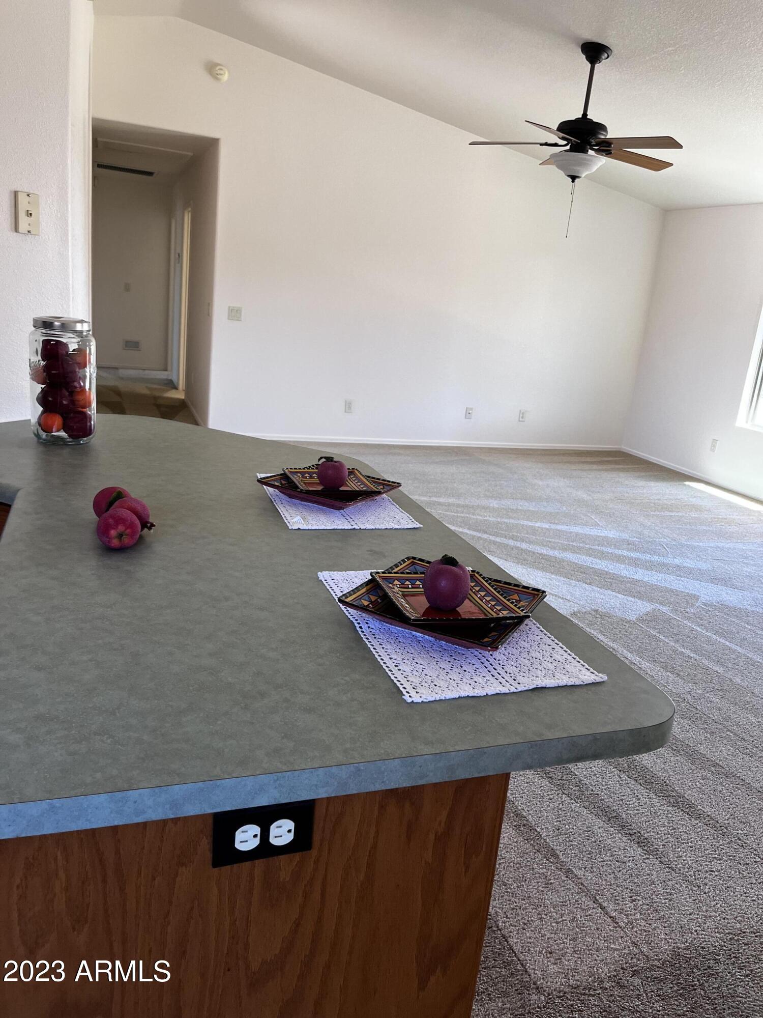 Canyon de Flores - Residential