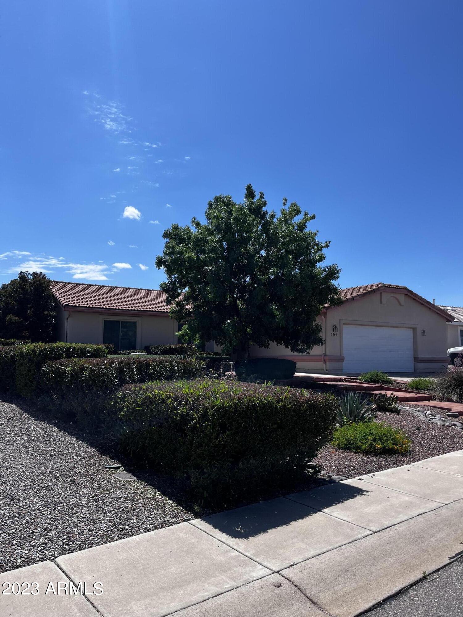 Canyon de Flores - Residential