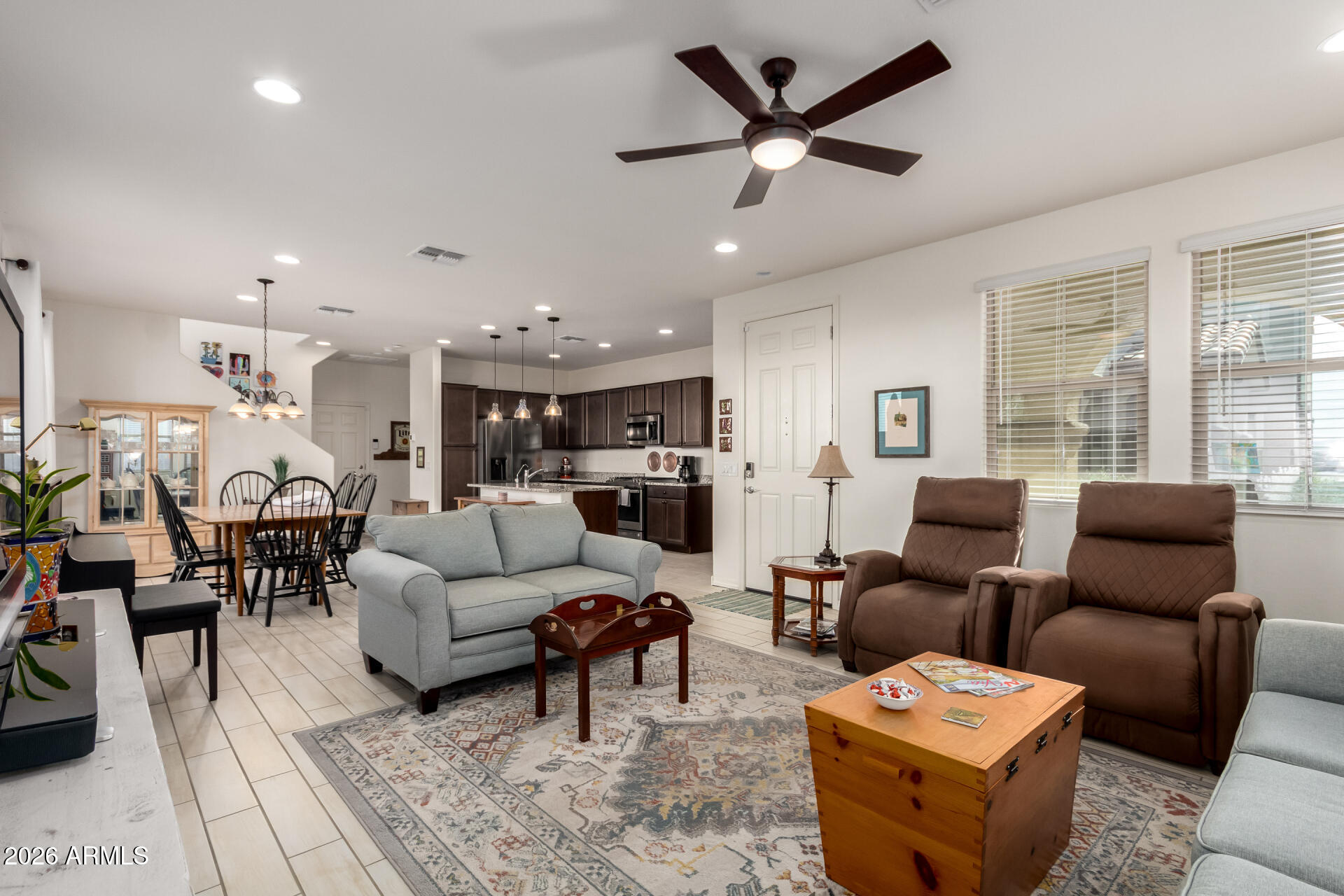 5740 W RAYMOND Street