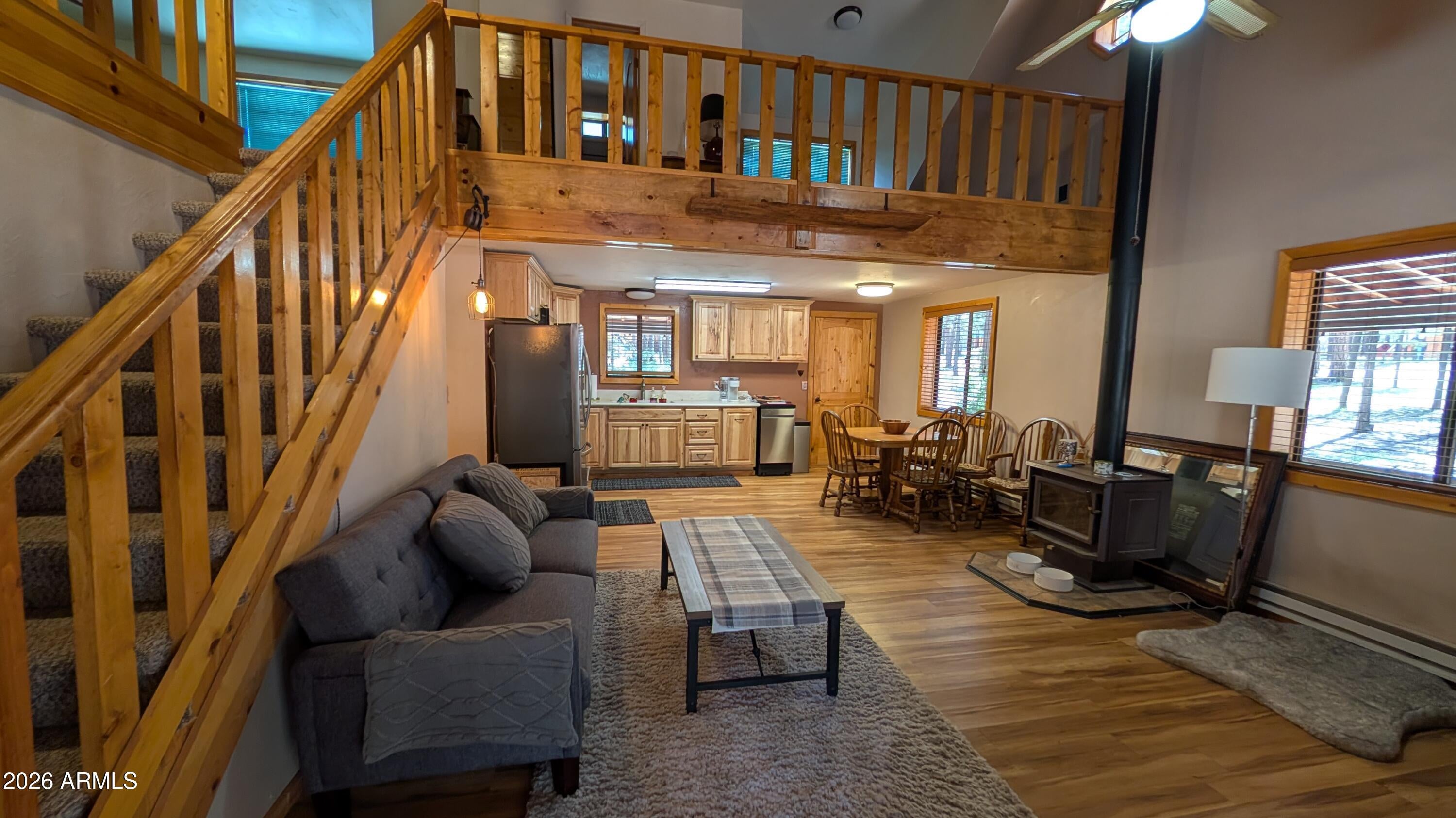 2425 TALL TREES Loop