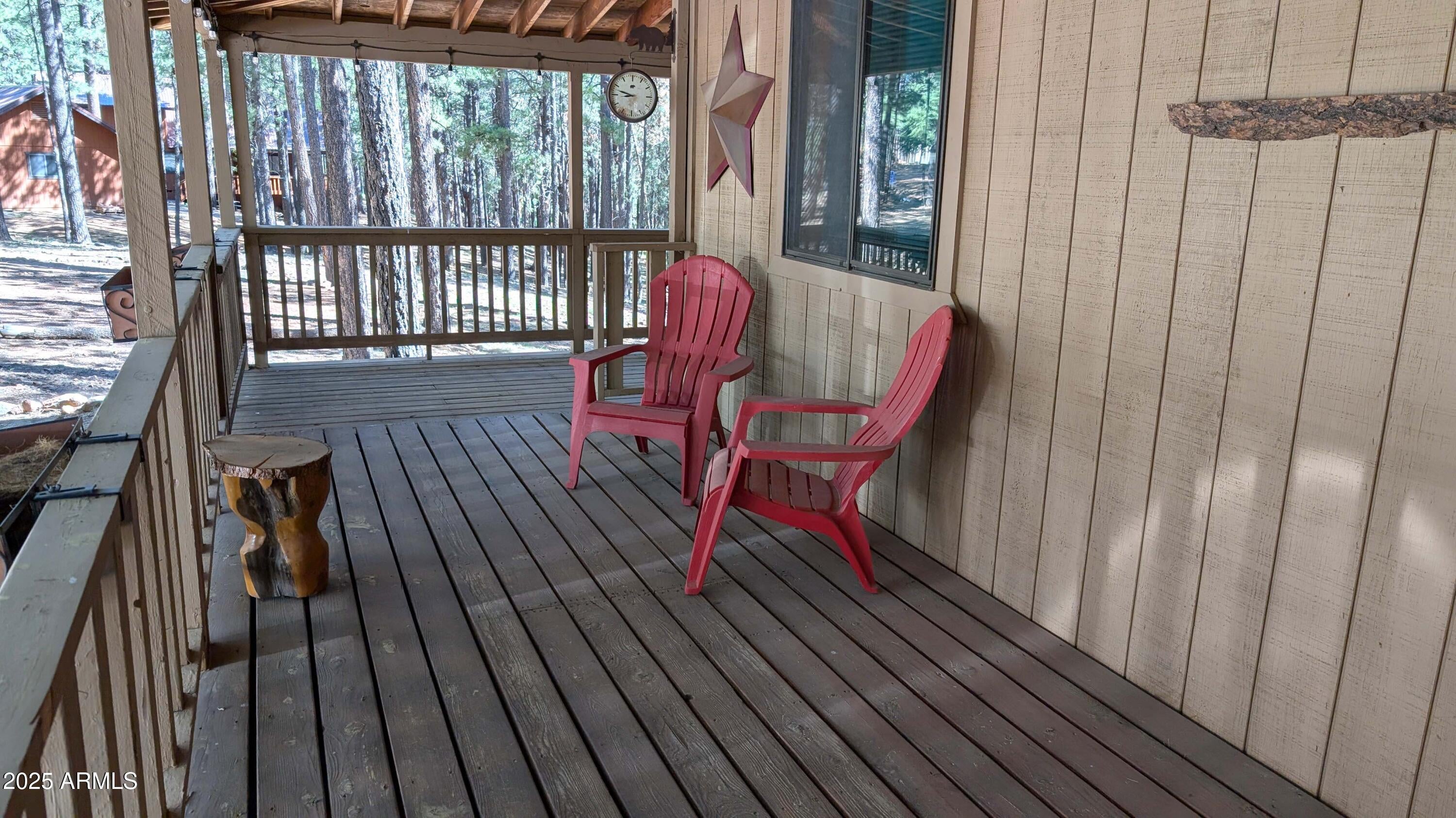 2425 TALL TREES Loop