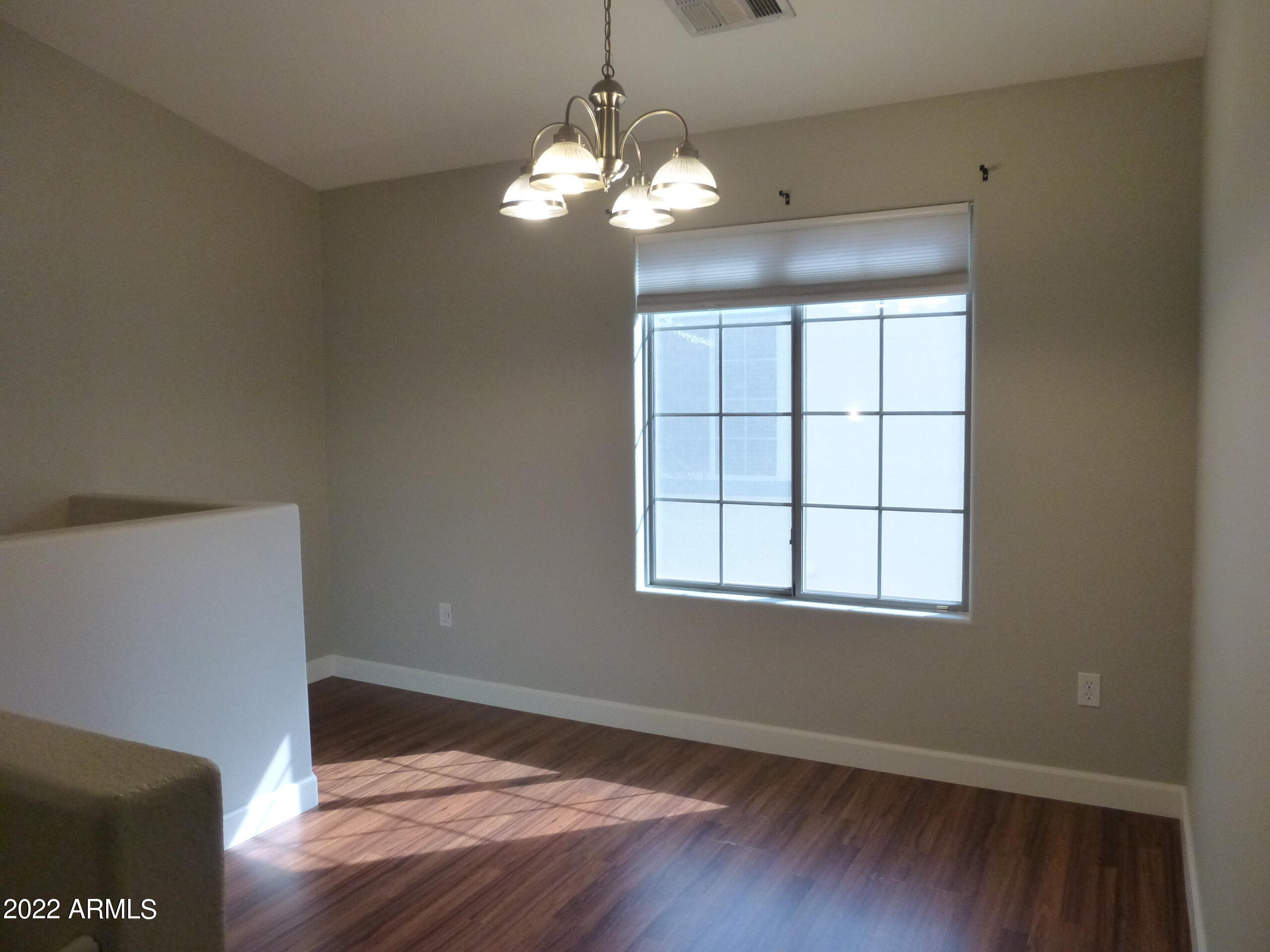 2727 N PRICE Road 28