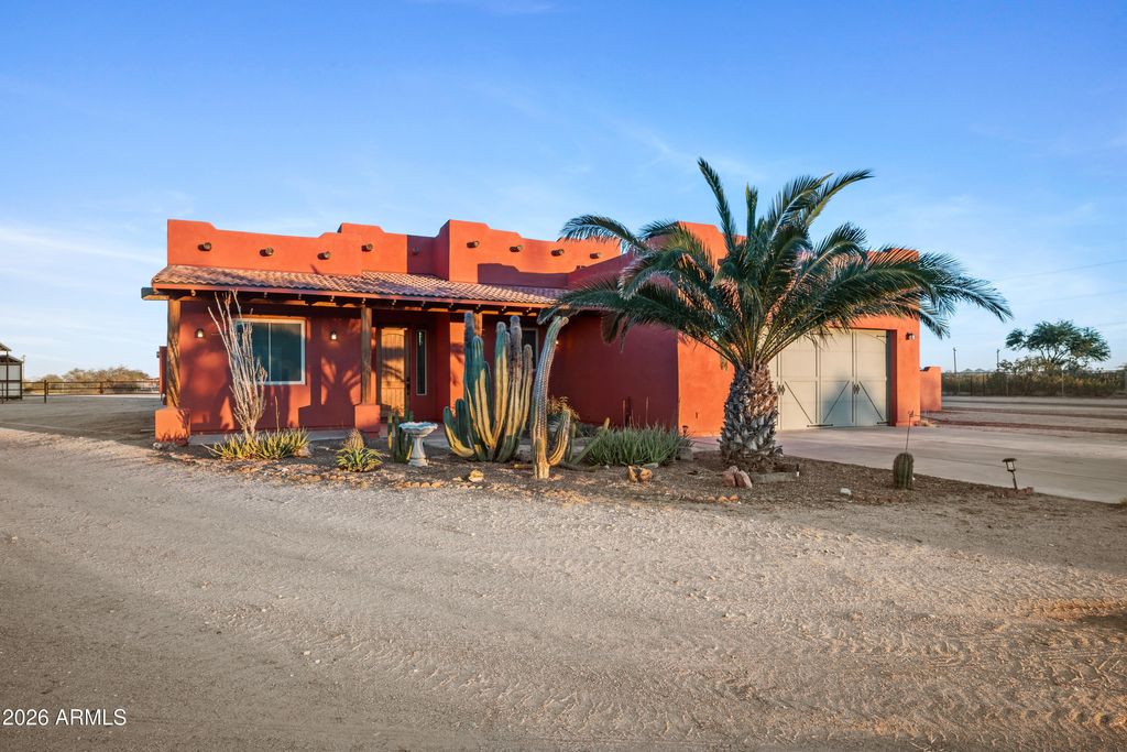 Photo of 8679 N Warren Road, Maricopa, AZ 85139 (MLS # 6975122)