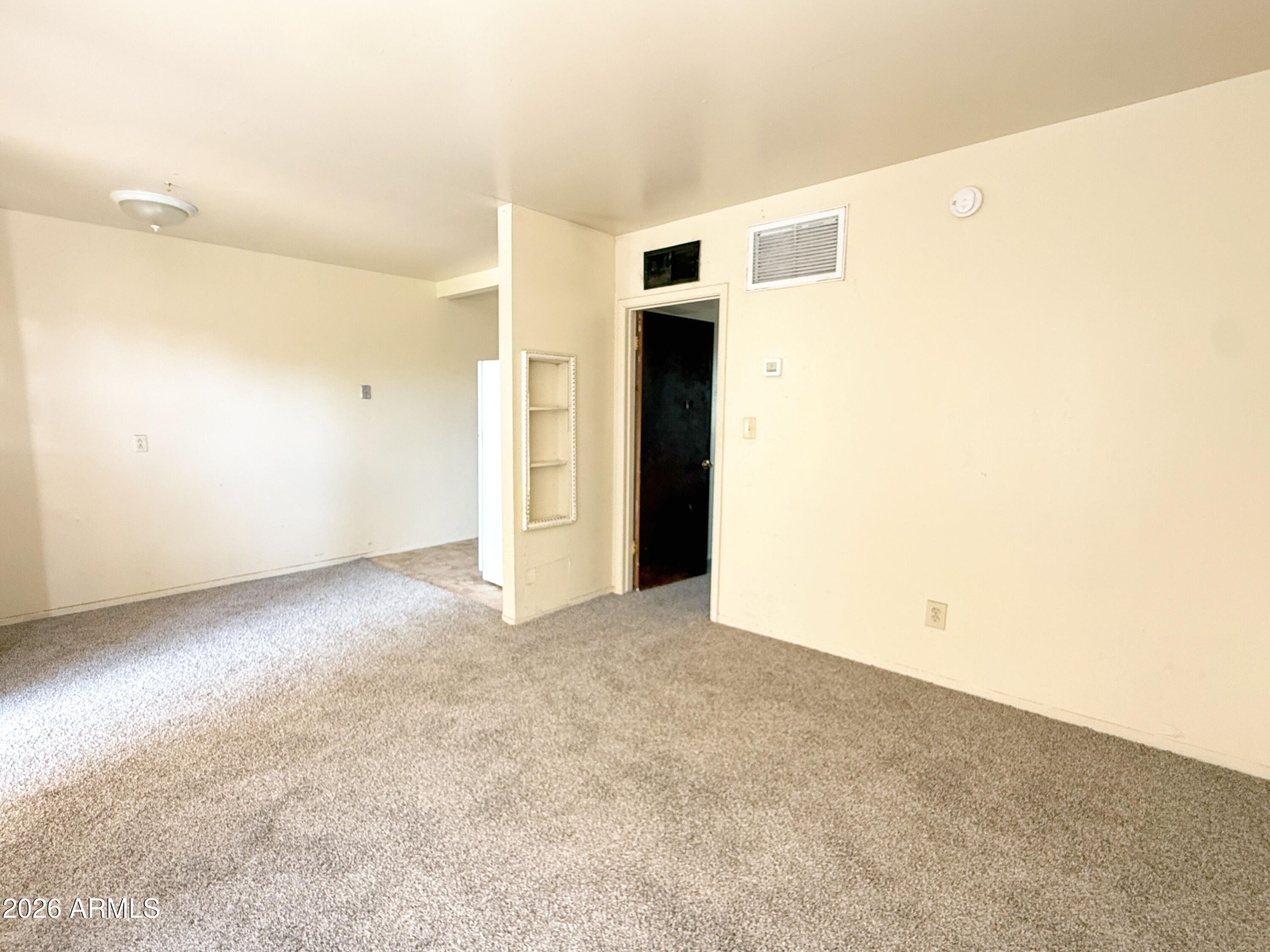 1211 W Apache Trail Apt M
