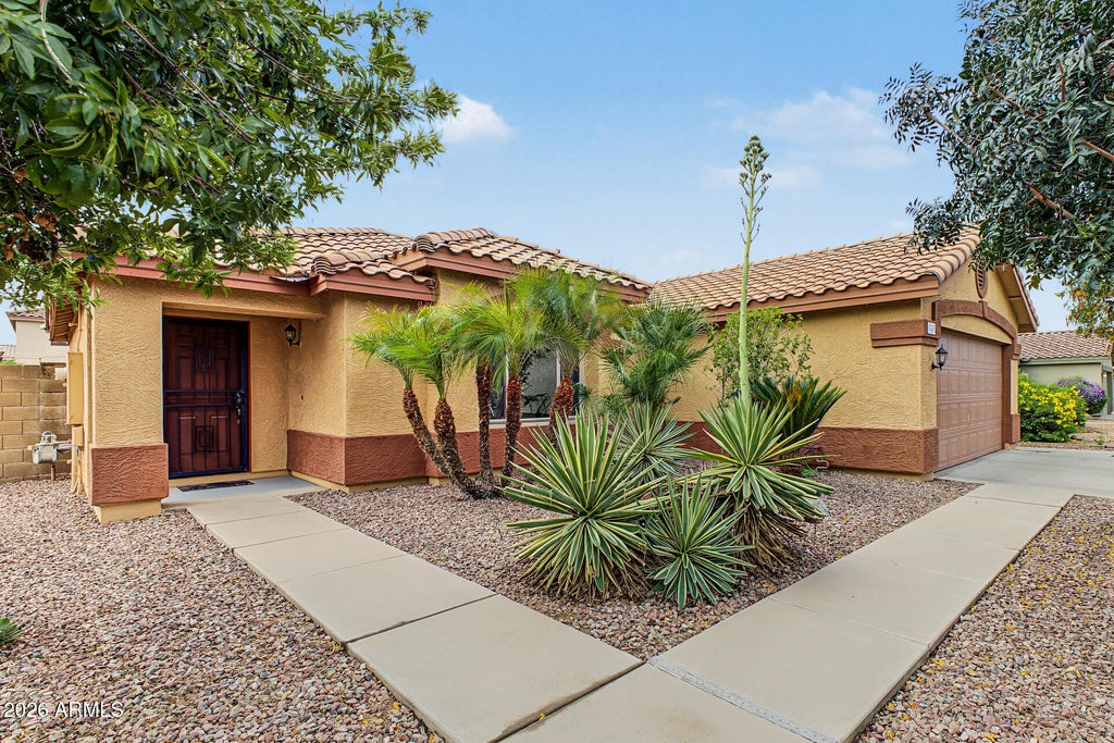 Photo of 2141 E Flintlock Way, Chandler, AZ 85286 (MLS # 7087592)