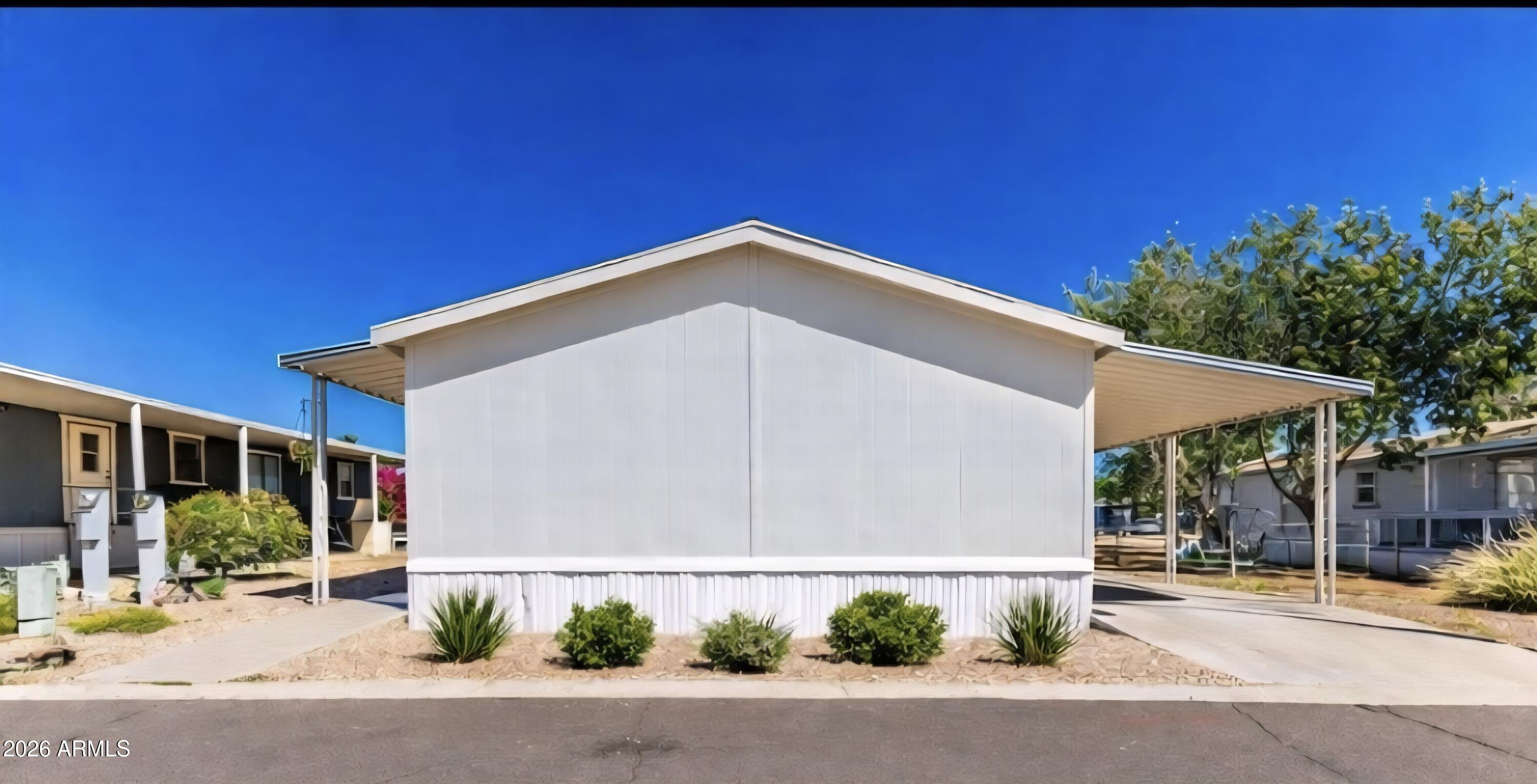 2200 N DELAWARE Drive 69