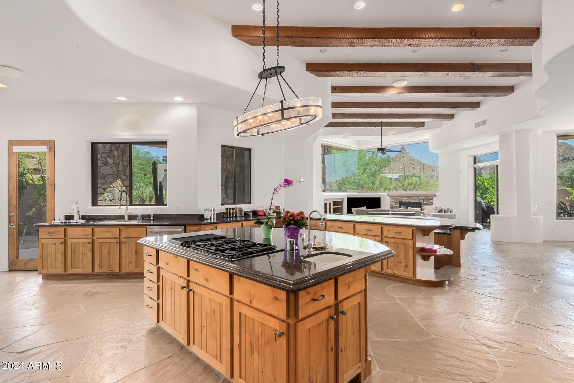 ESTANCIA - Residential