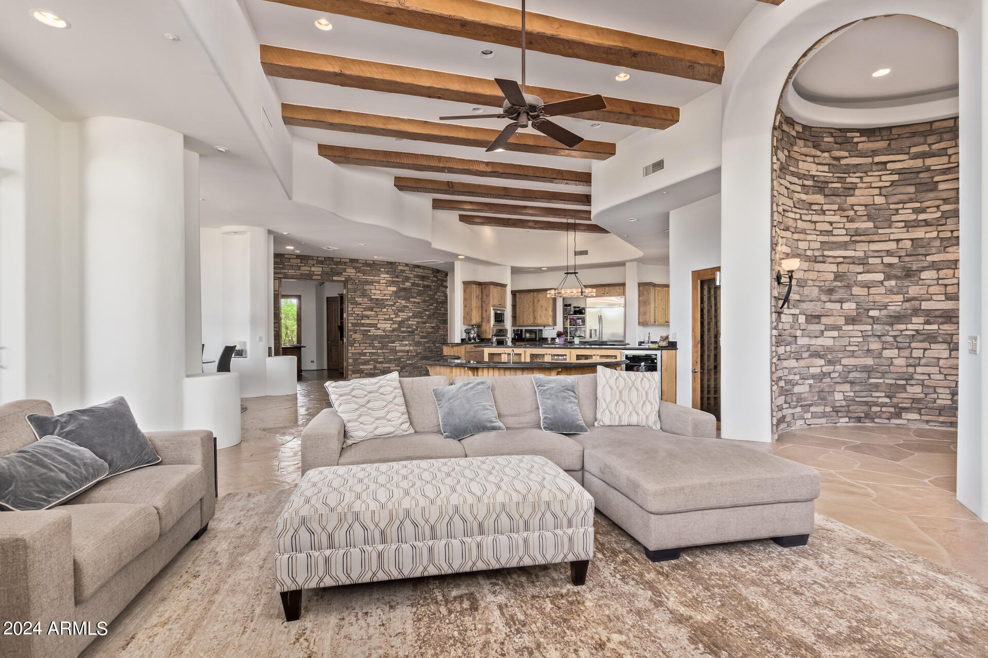 ESTANCIA - Residential