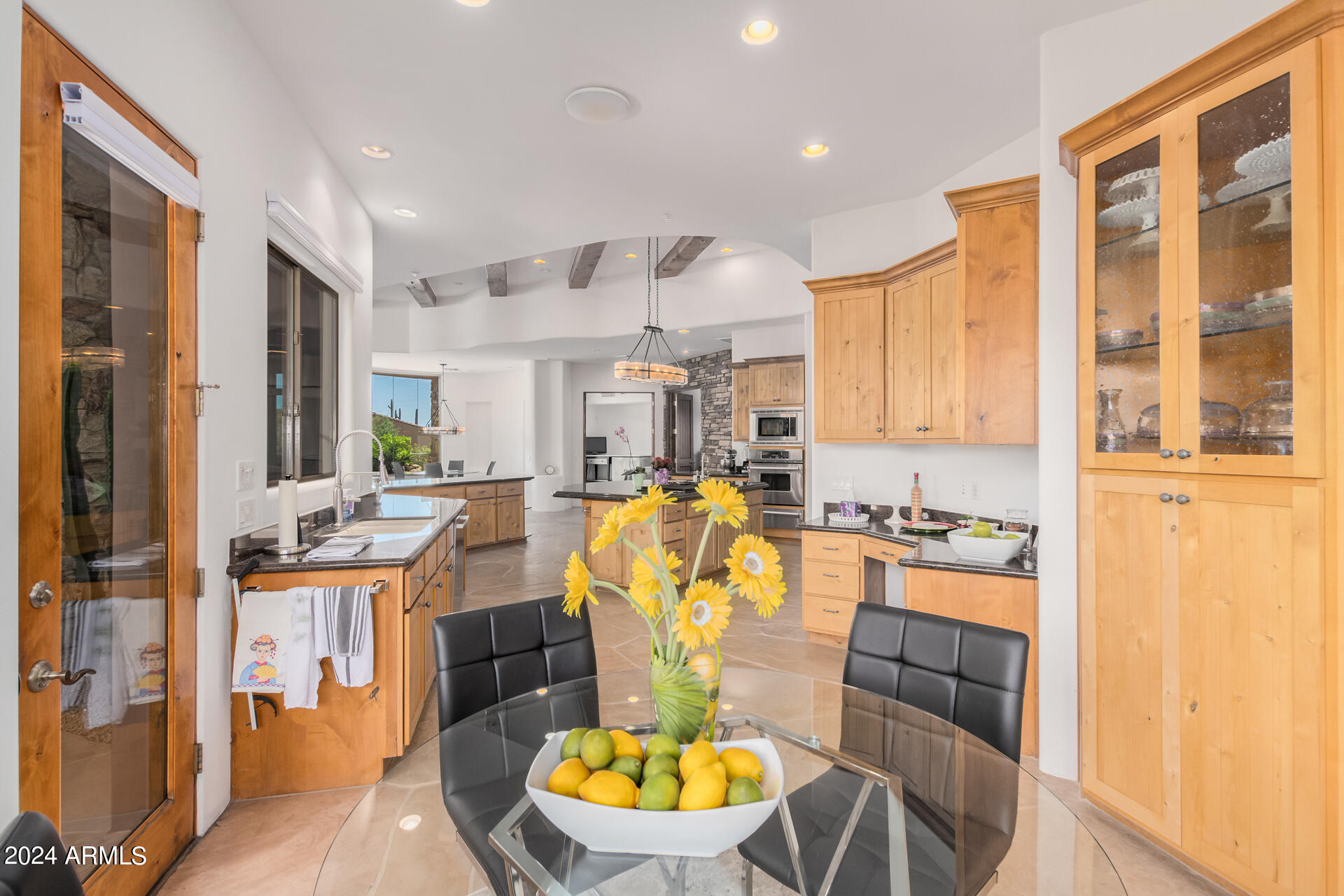 ESTANCIA - Residential
