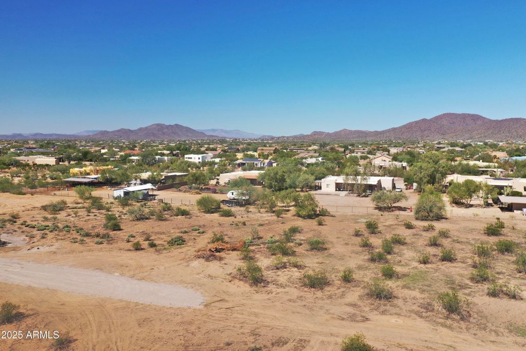 Photo of 5 E Creek Canyon Road #5, Phoenix, AZ 85086 (MLS # 6930098)