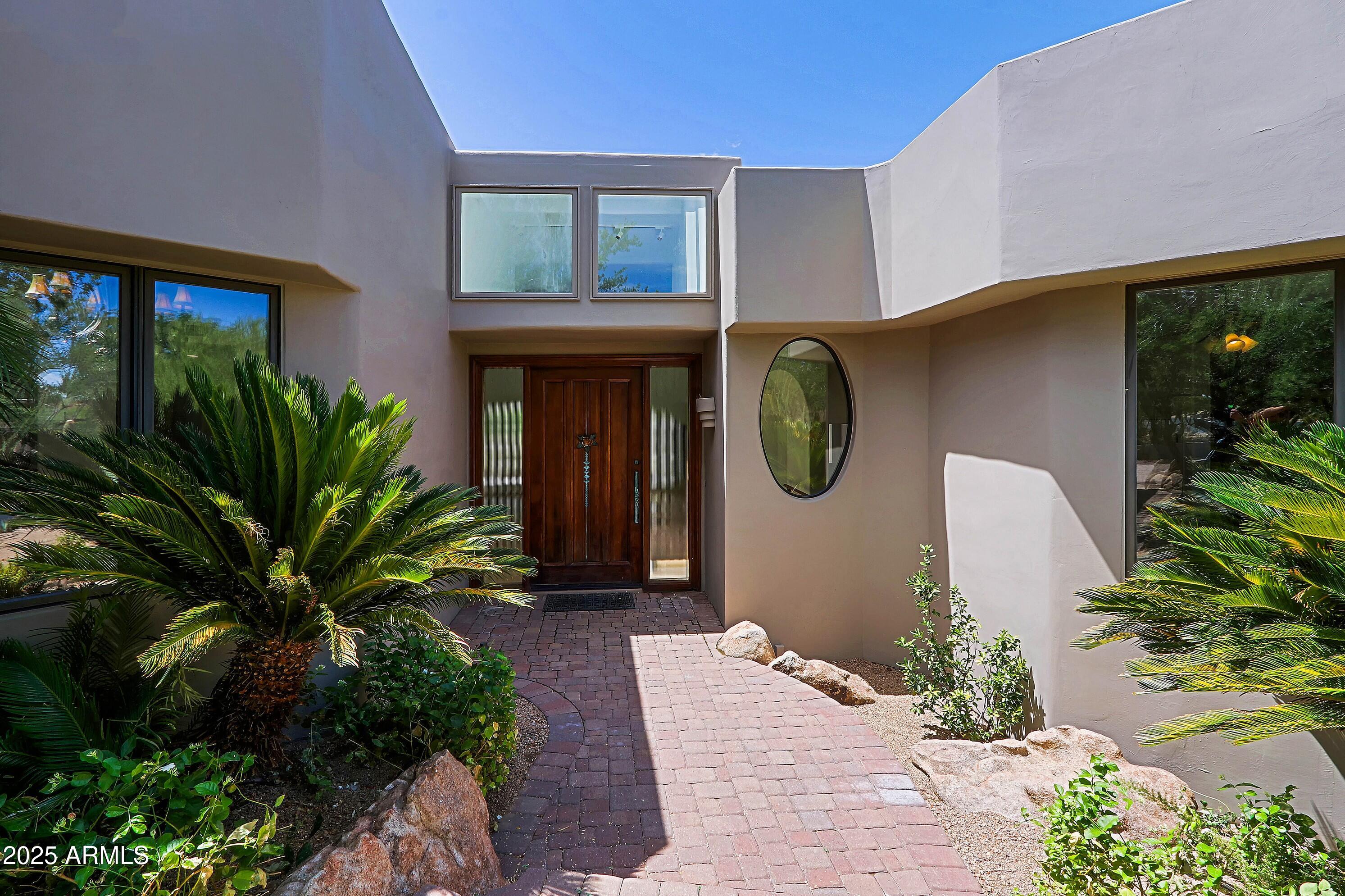 10040 E HAPPY VALLEY Road 204