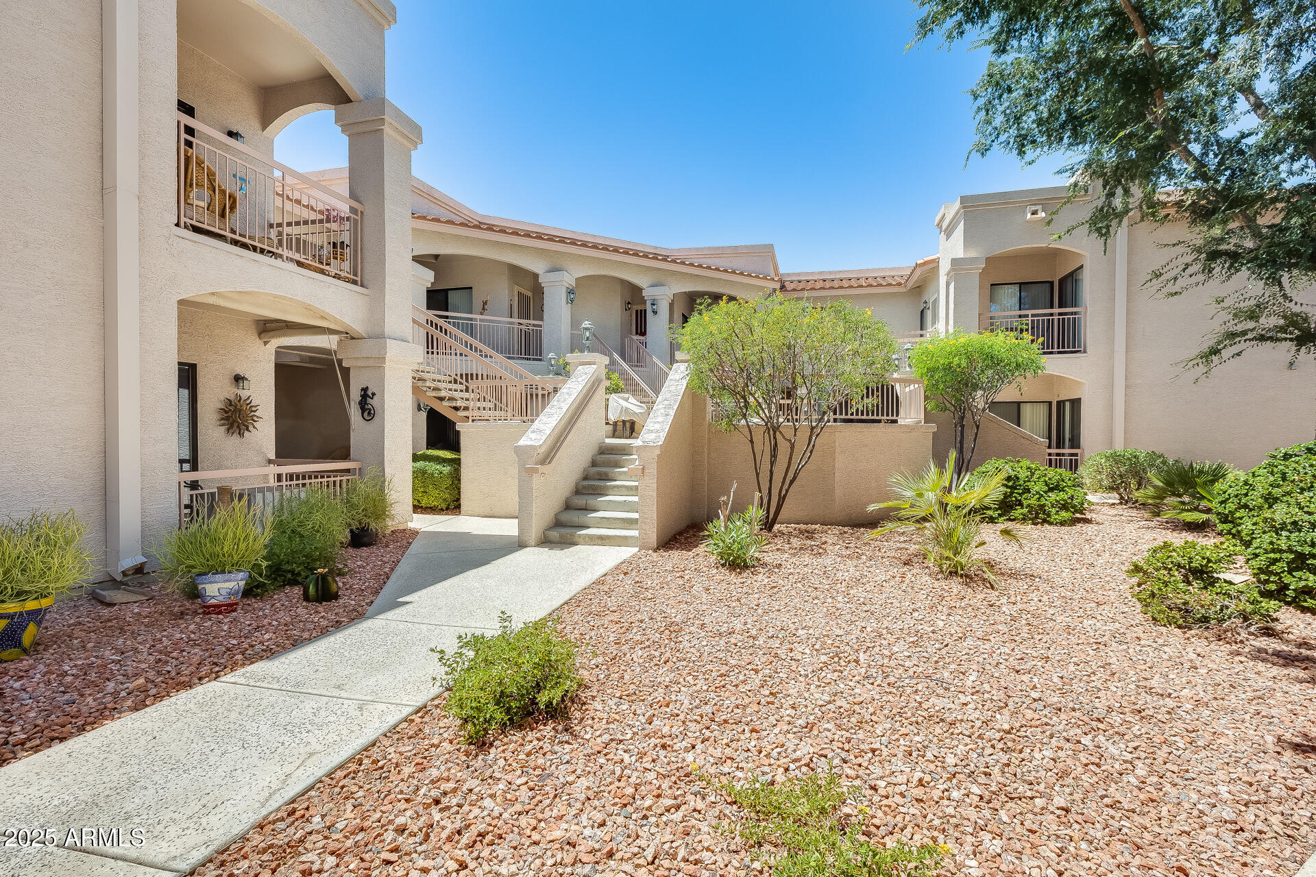 9151 W GREENWAY Road 150