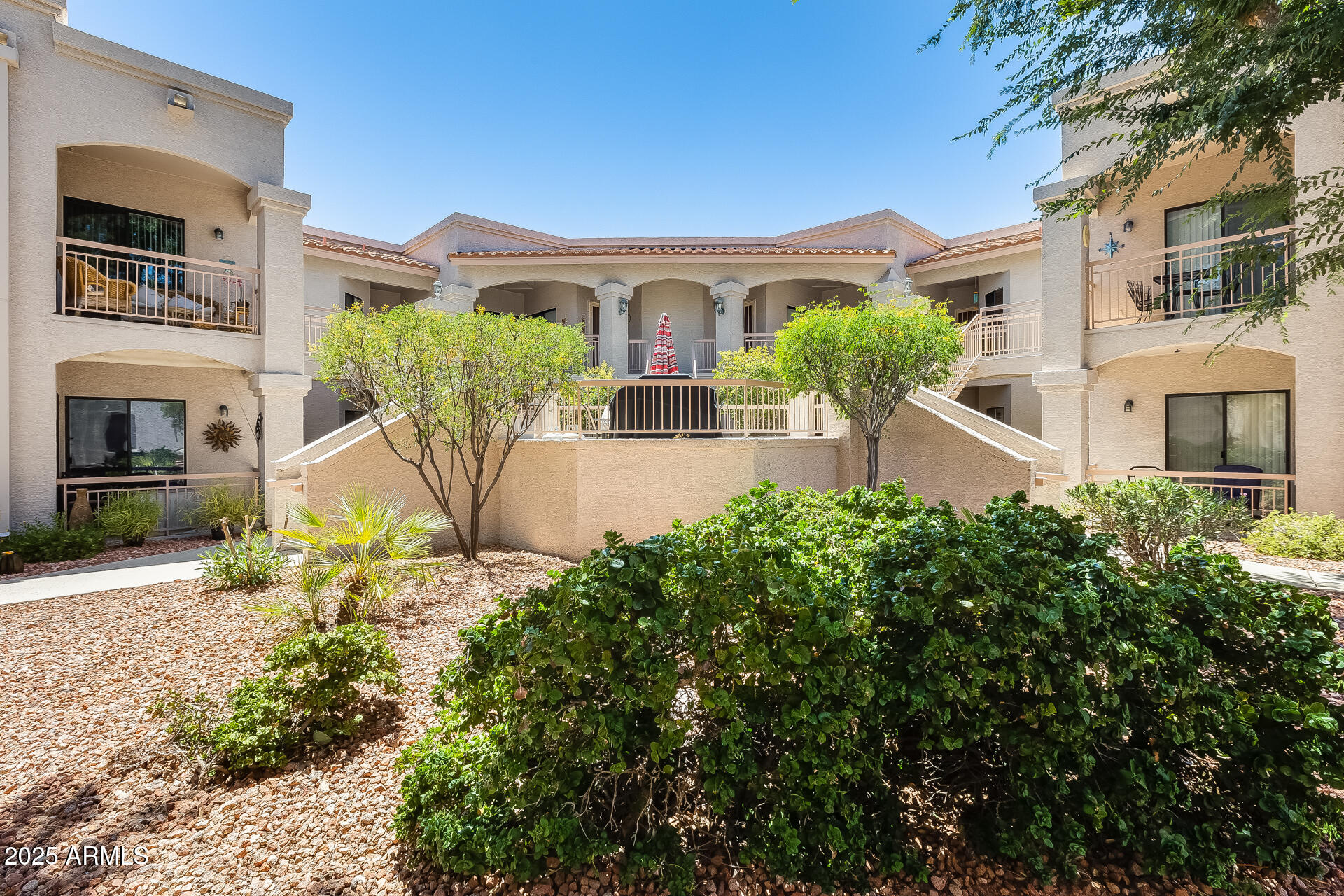9151 W GREENWAY Road 150