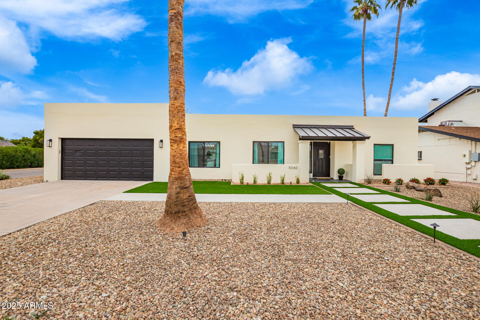 5040 E COLUMBINE Drive