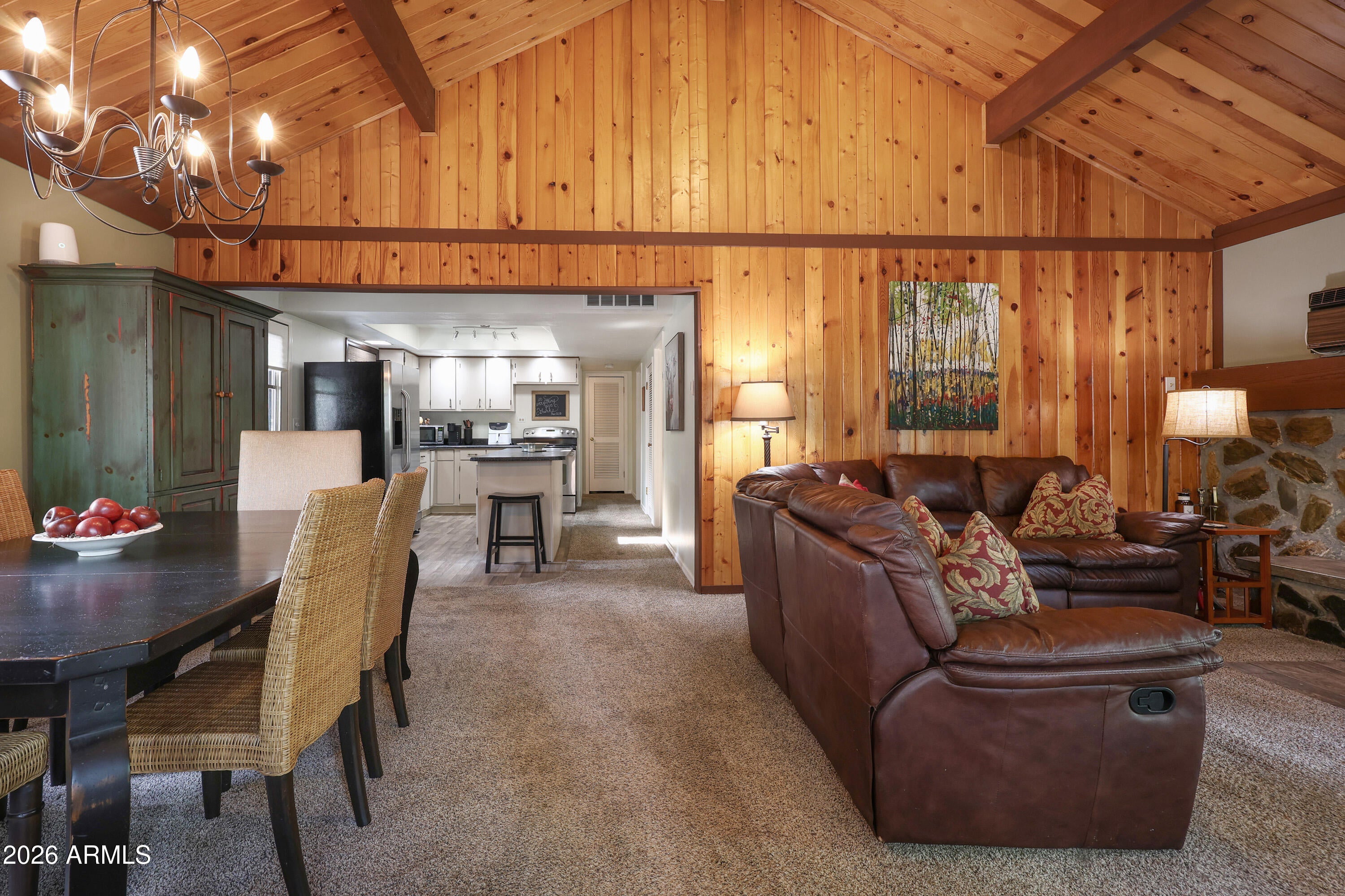 735 E REINDEER Drive