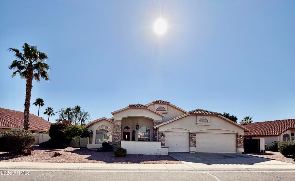 Photo of 7873 W Piute Avenue, Glendale, AZ 85308 (MLS # 6981083)