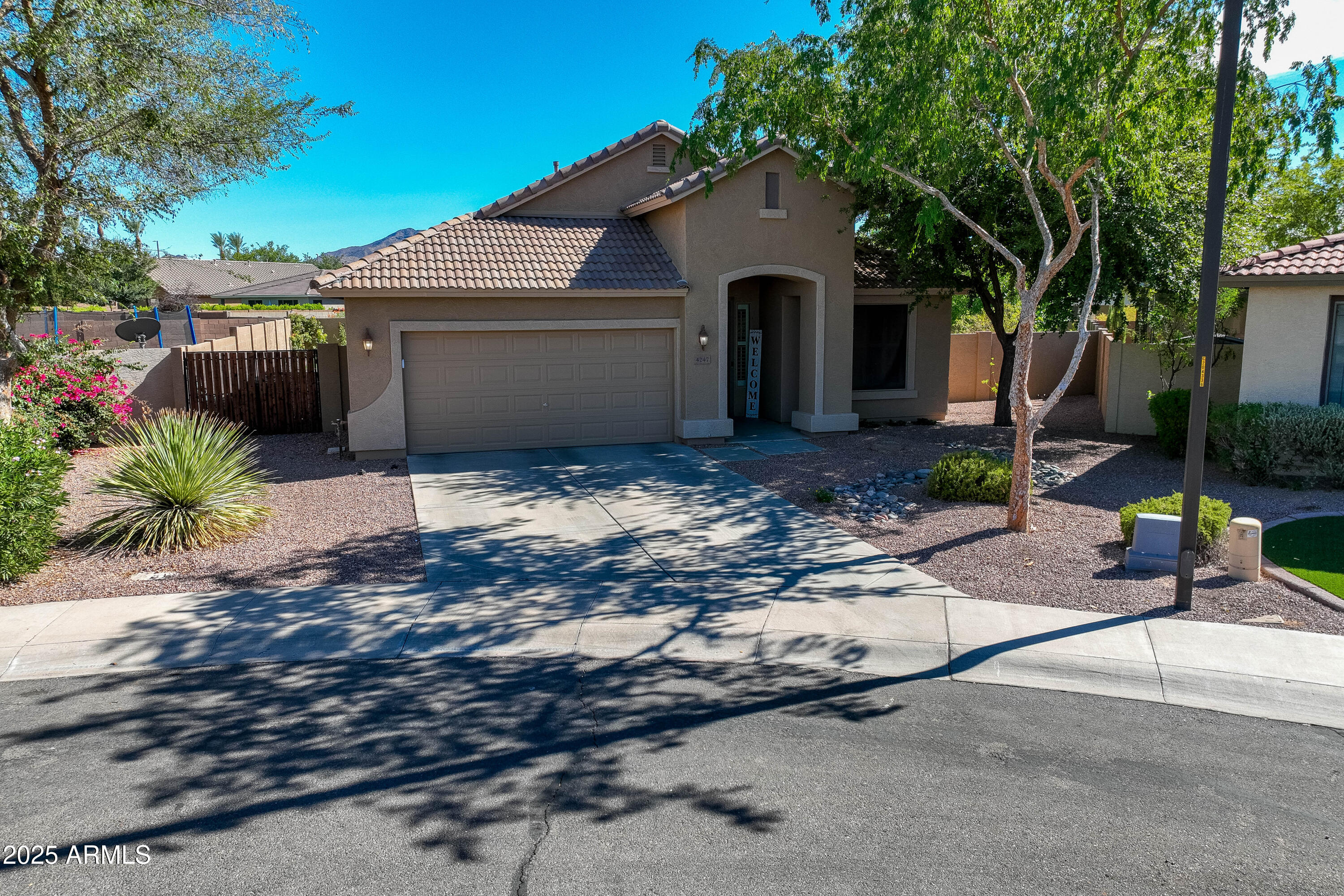 4247 E CROWN Court
