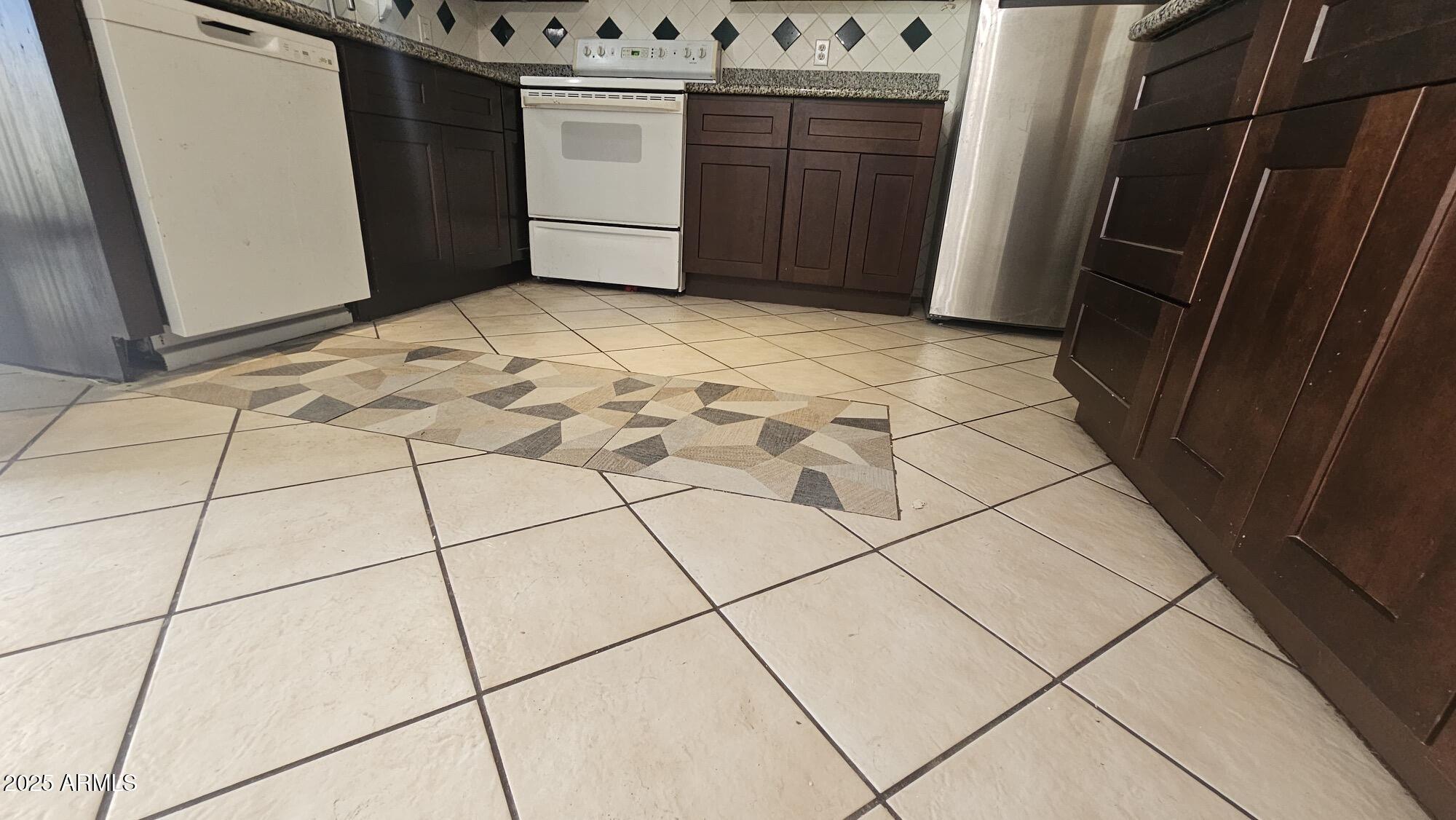 Homes for Sale in Queen Creek Arizona 4 3605 S CUTLER Drive