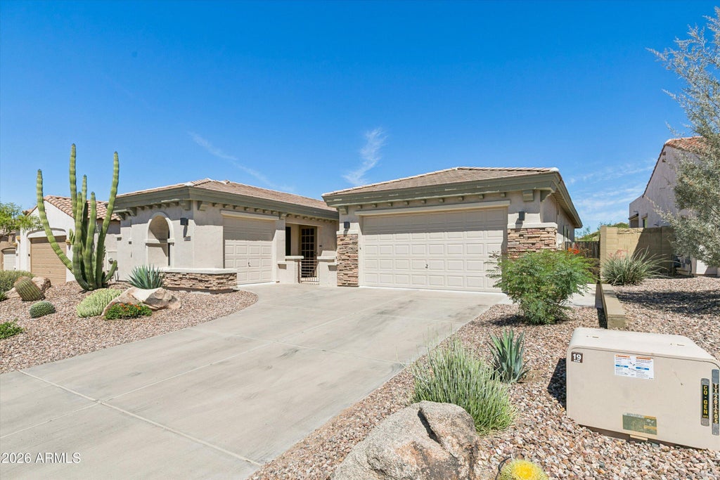 Photo of 42738 N Courage Trail, Anthem, AZ 85086 (MLS # 7033216)