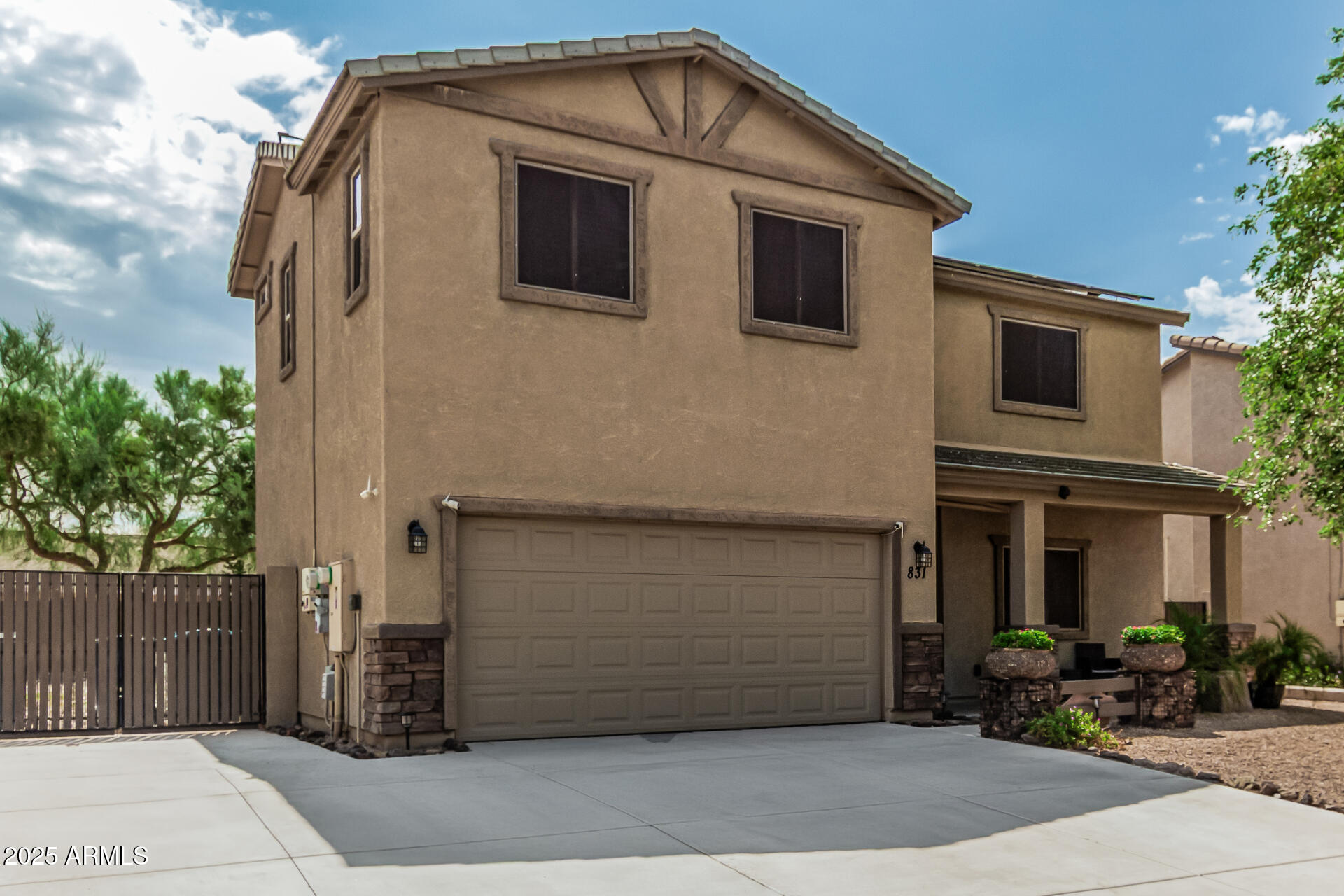 831 S BUENA VISTA Drive