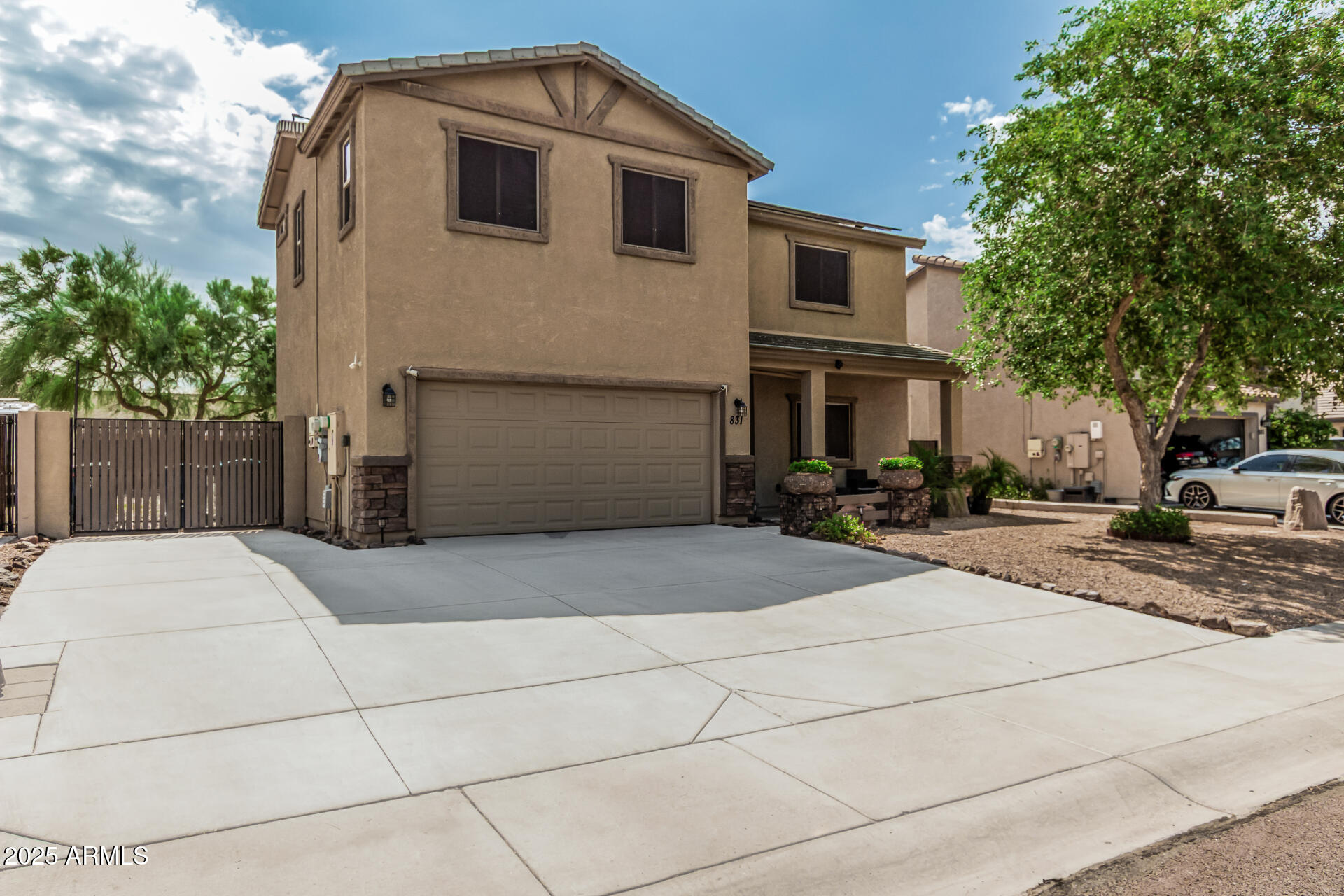 831 S BUENA VISTA Drive