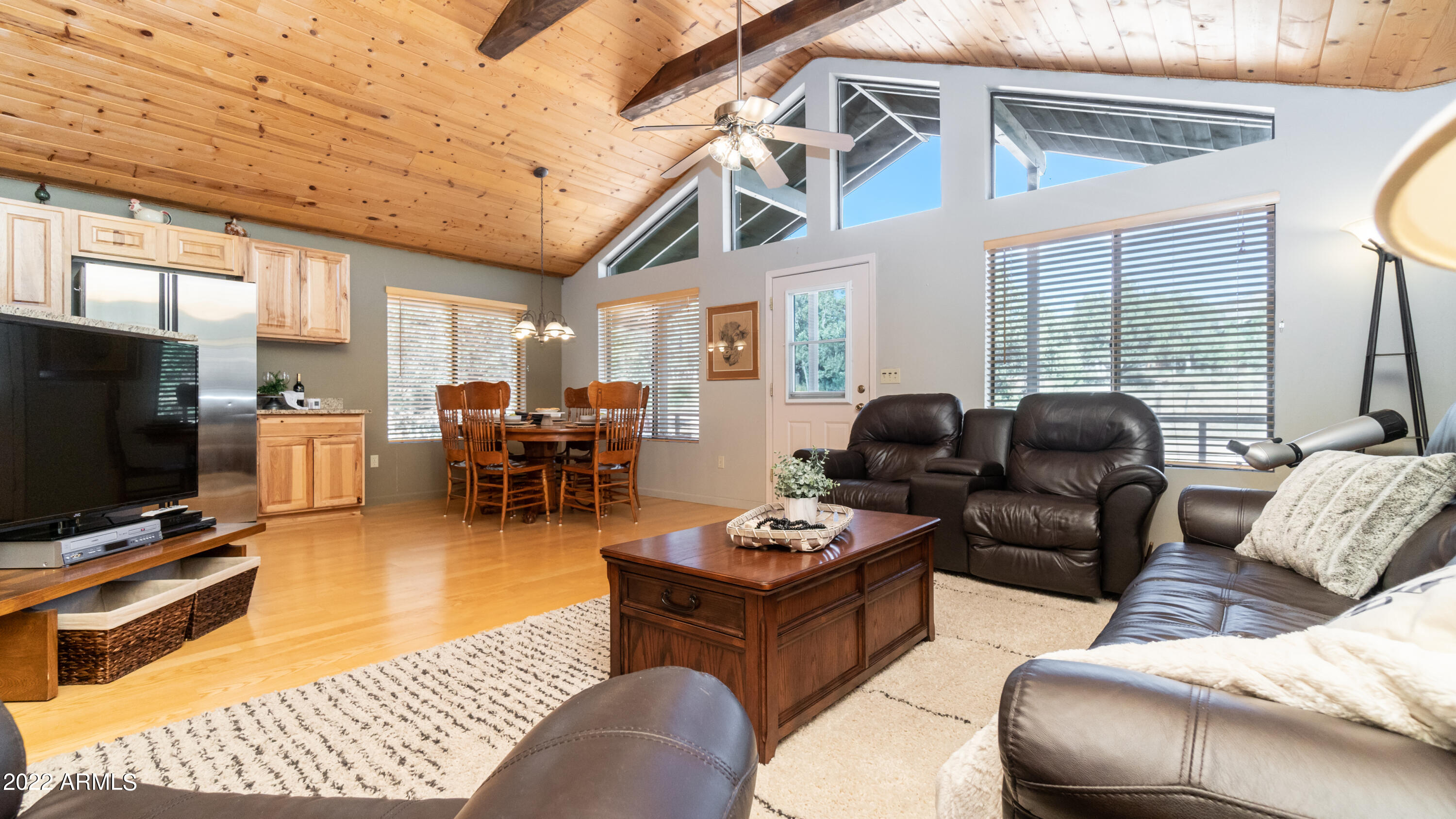 131 E JACKSHOE Trail