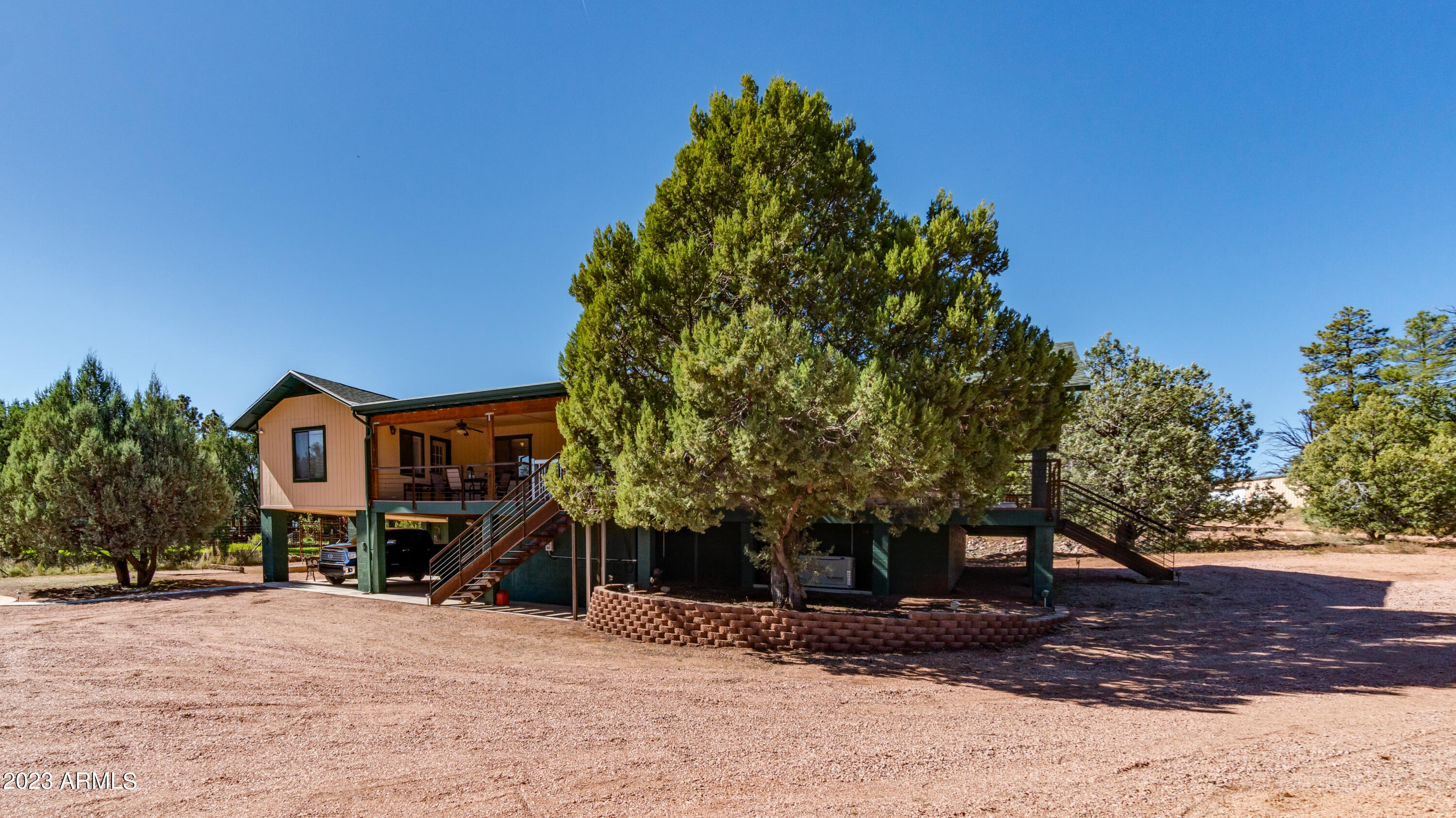 131 E JACKSHOE Trail