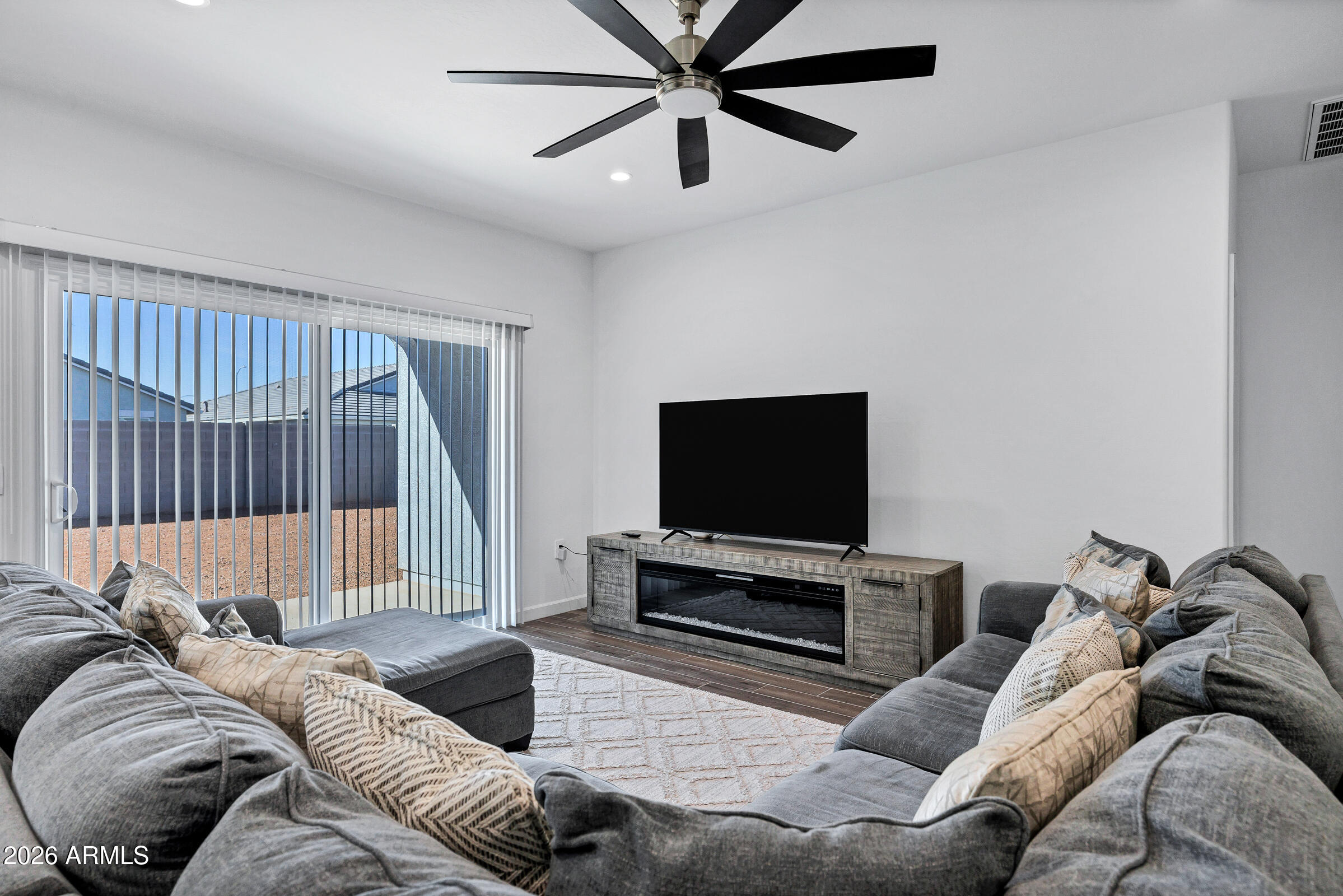 2939 W Shanley Avenue