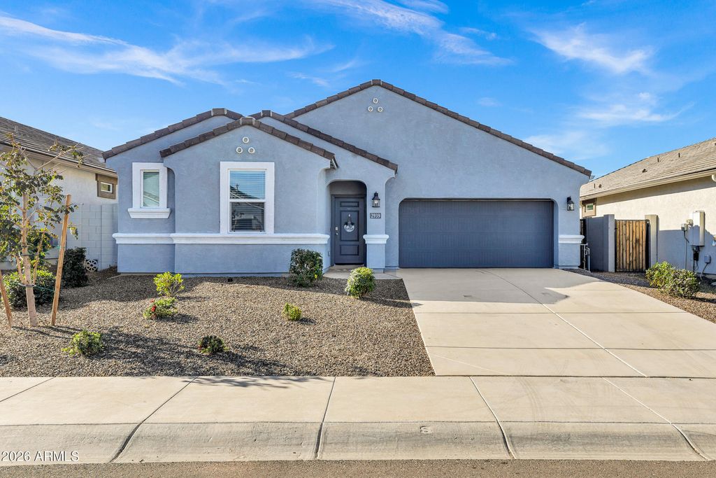 Photo of 2939 W Shanley Ave Avenue, Apache Junction, AZ 85120 (MLS # 7001731)