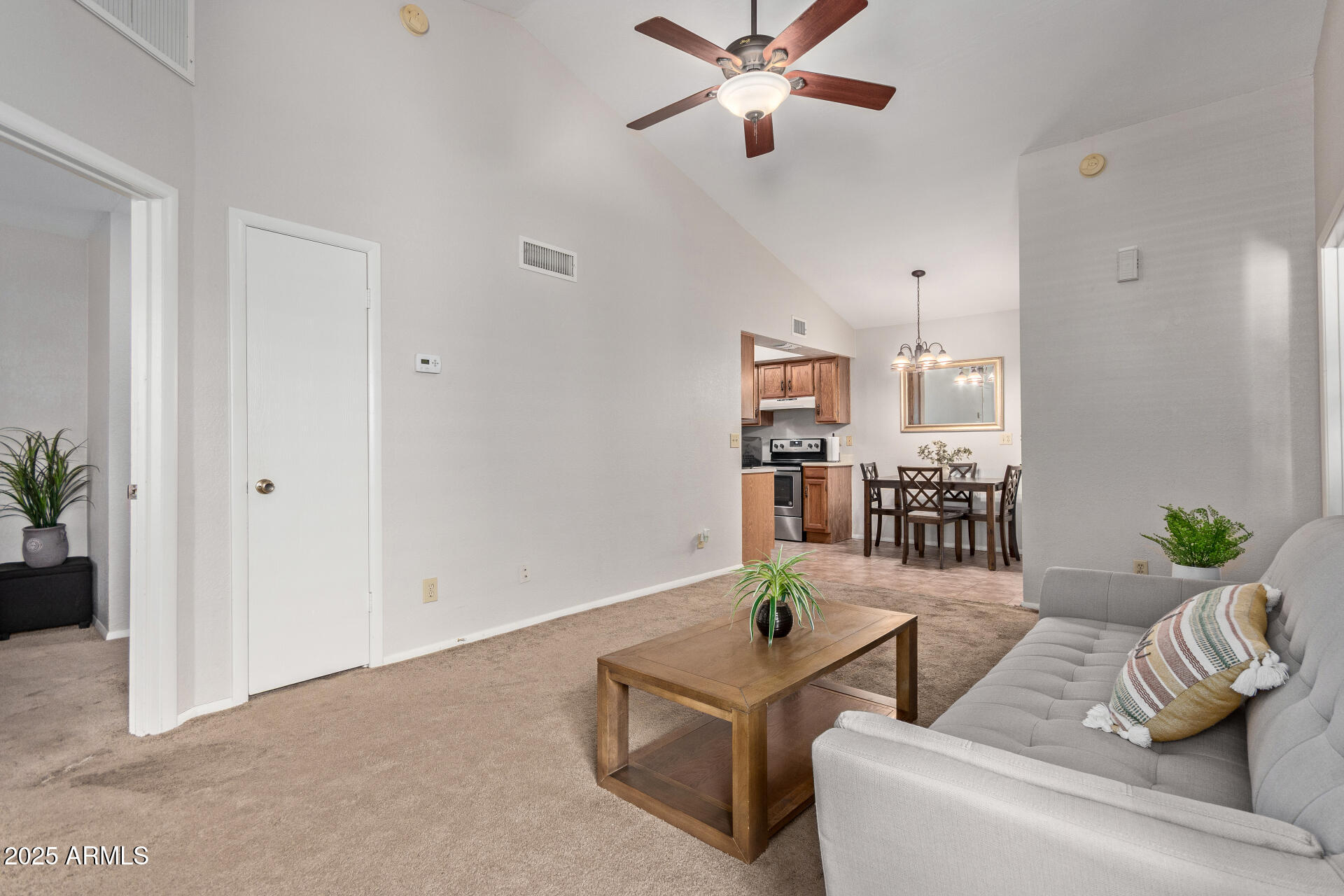 5136 E EVERGREEN Street 1142