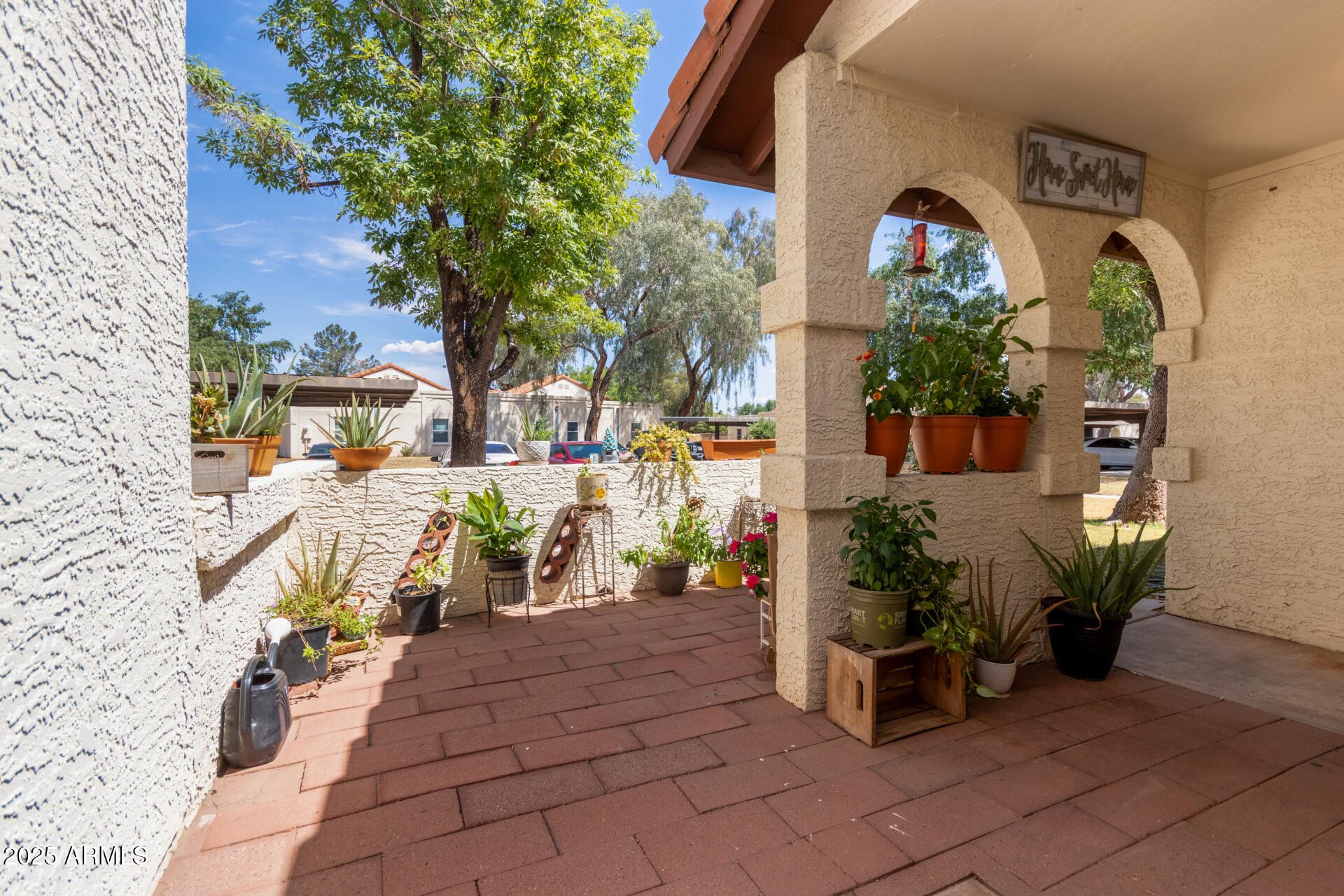 5136 E EVERGREEN Street 1142