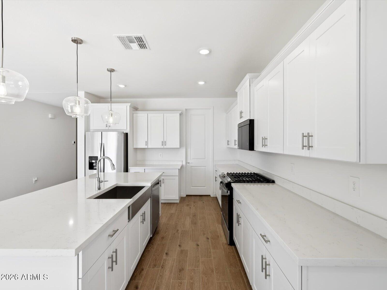 22644 W PONTIAC Drive