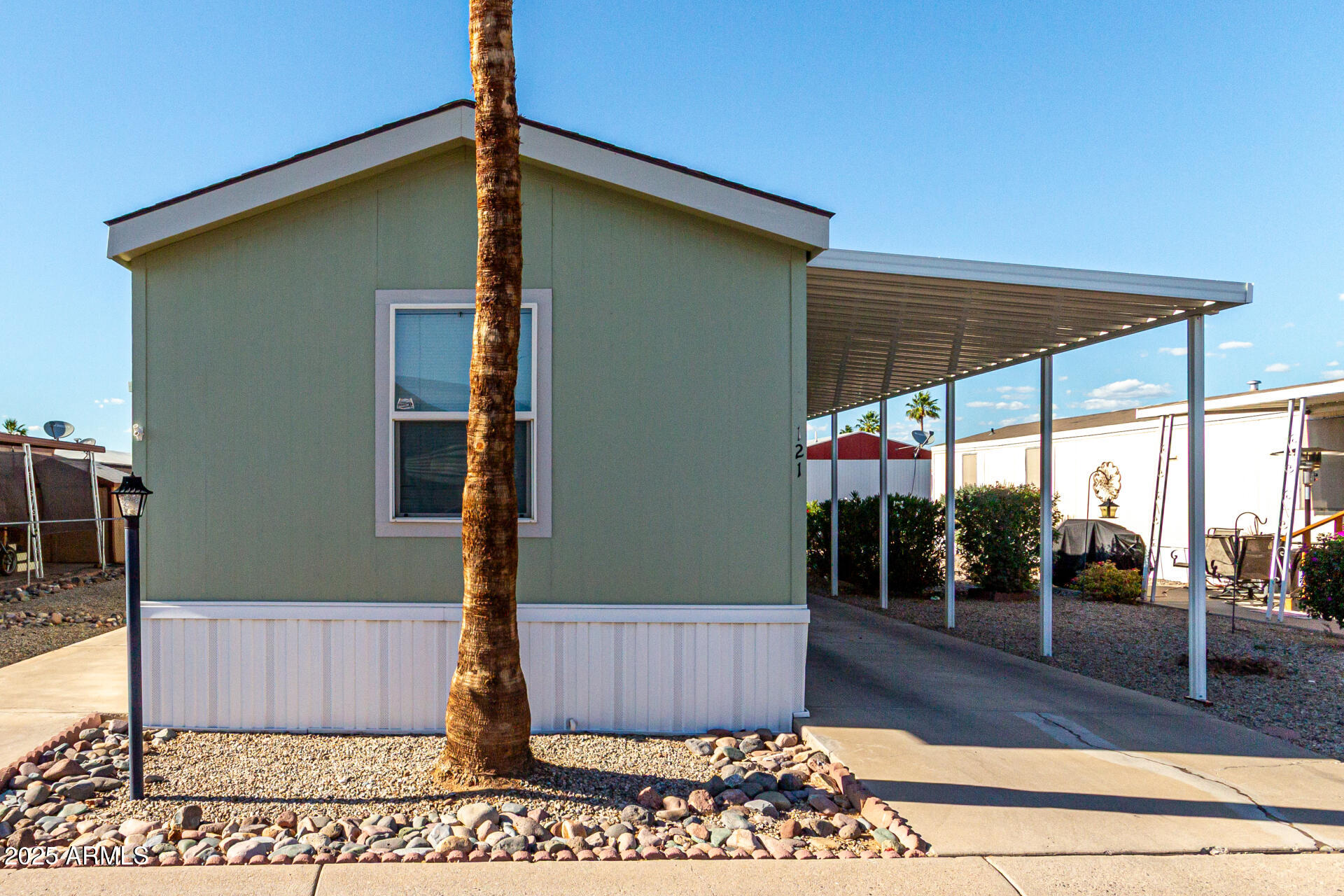 7810 W PEORIA Avenue 121