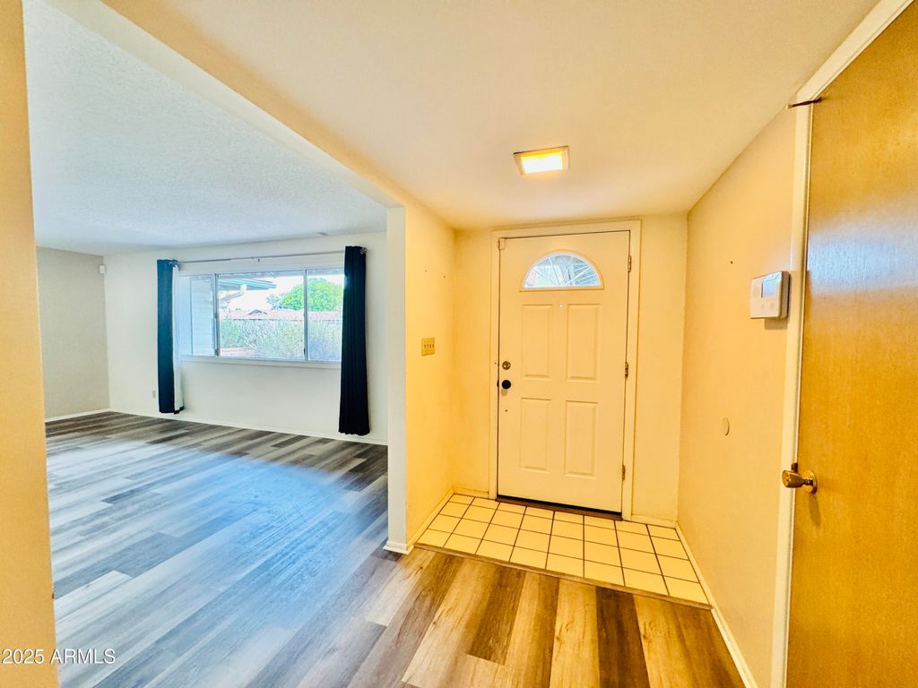 Photo of 710 E La Jolla Drive, Tempe, AZ 85282 (MLS # 6888458)