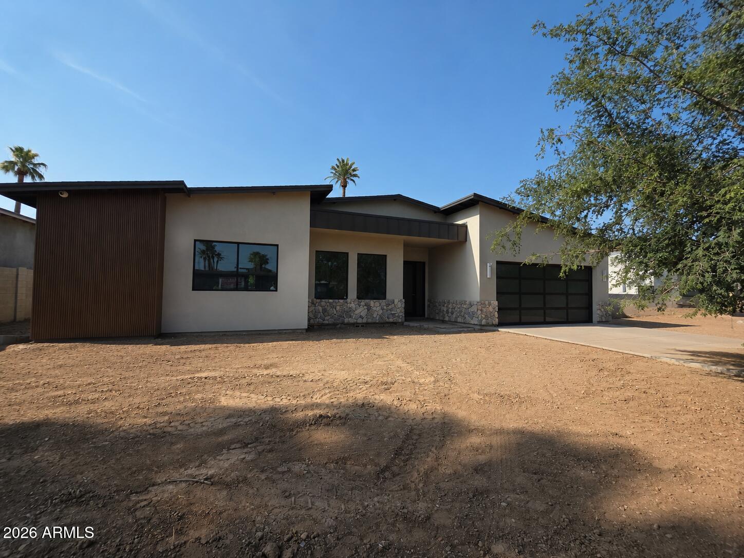 125 E GRISWOLD Road