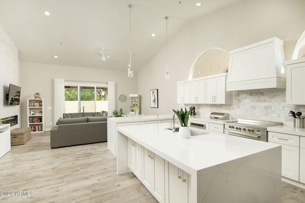 Photo of 8918 E Maple Drive, Scottsdale, AZ 85255 (MLS # 6955535)