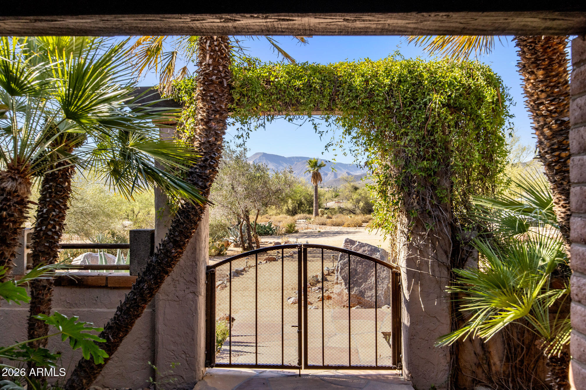 6759 E SABER Road