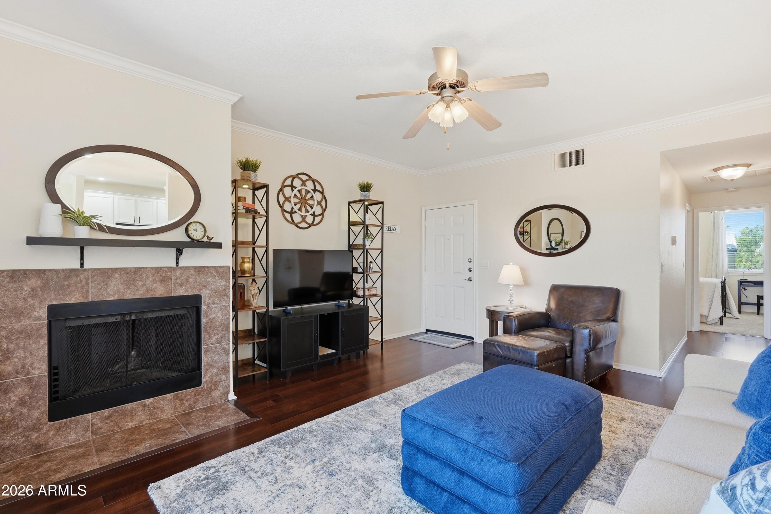 7009 E ACOMA Drive 2099
