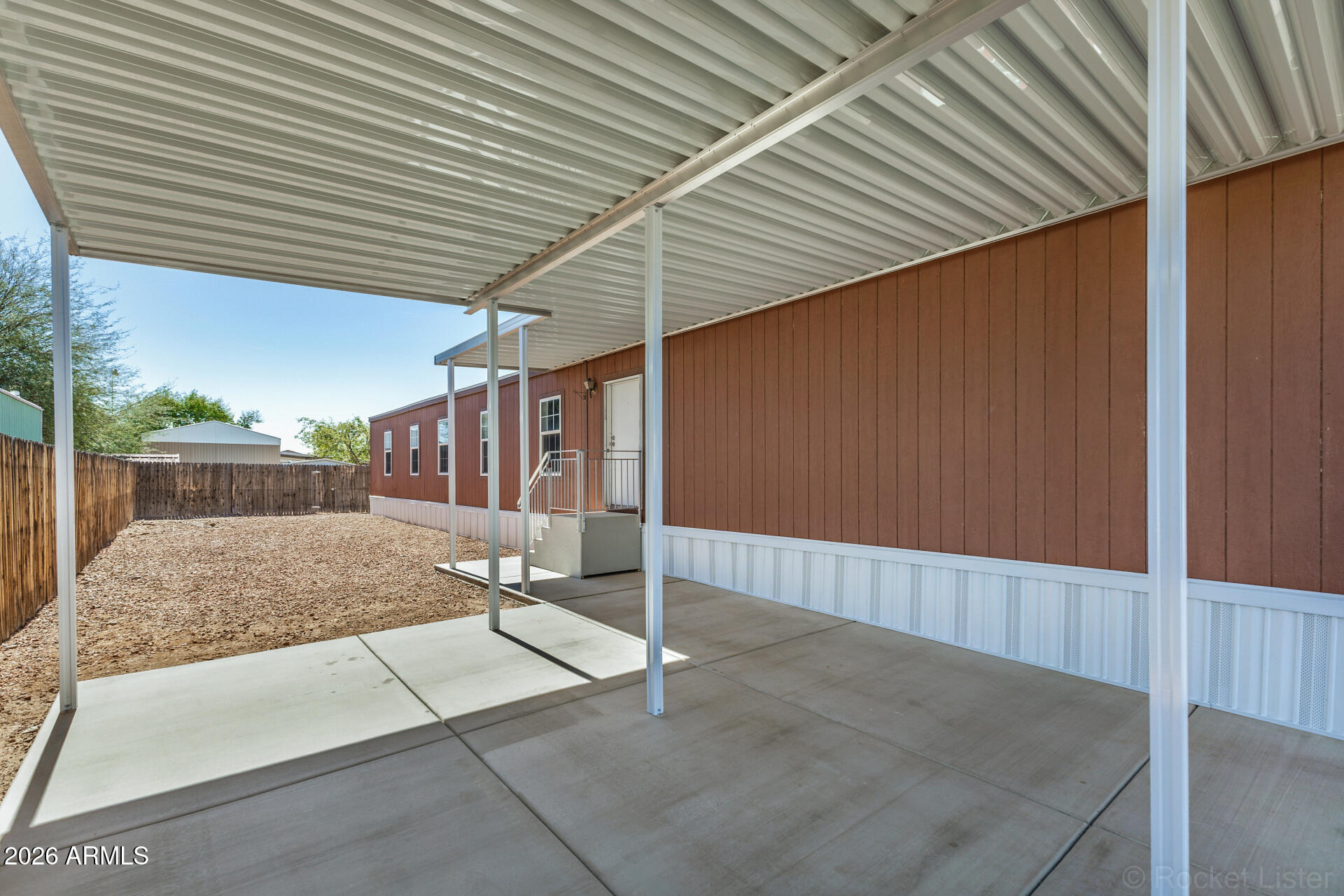 8427 W GLENDALE Avenue 90