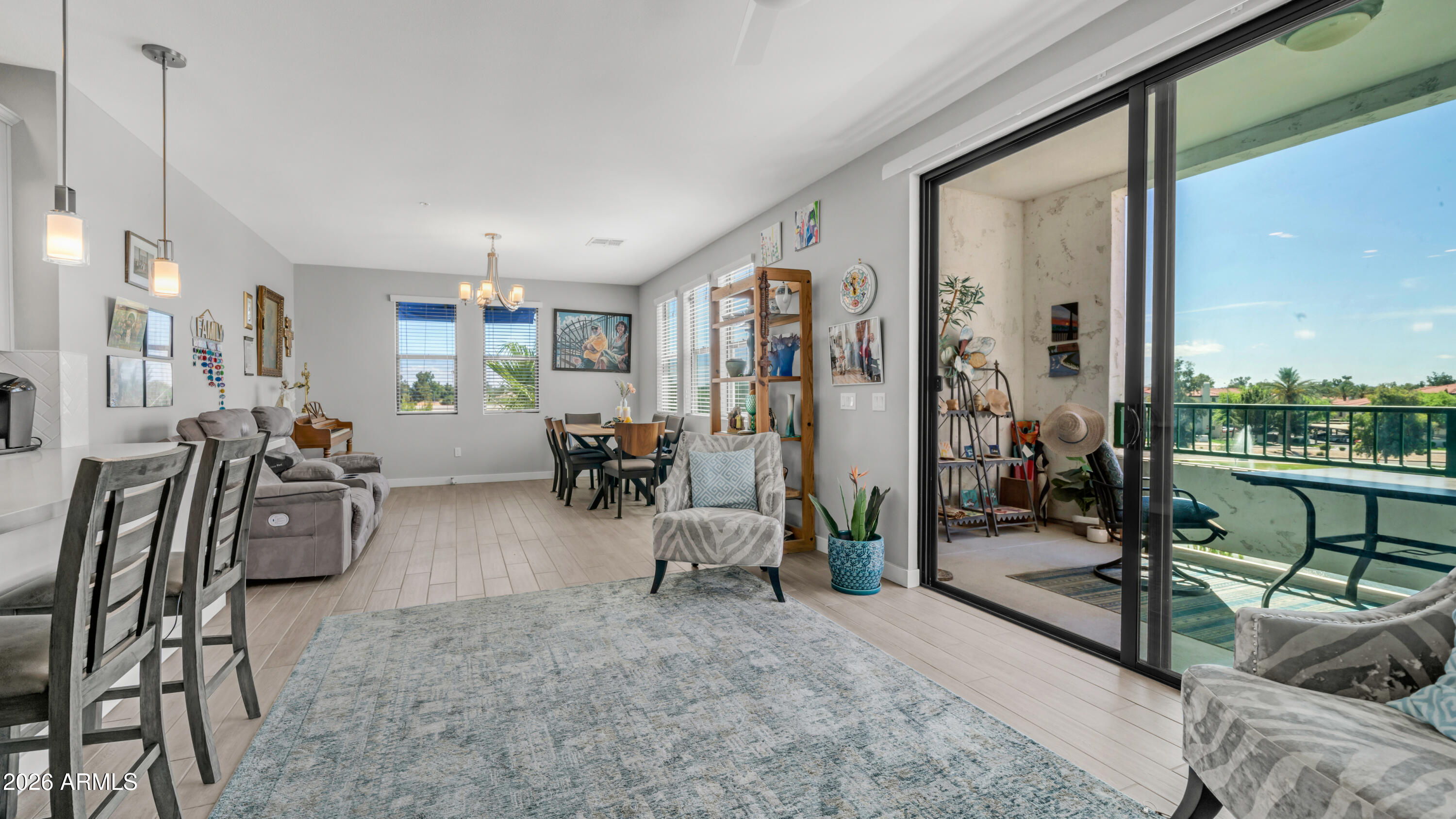 2511 W QUEEN CREEK Road 303