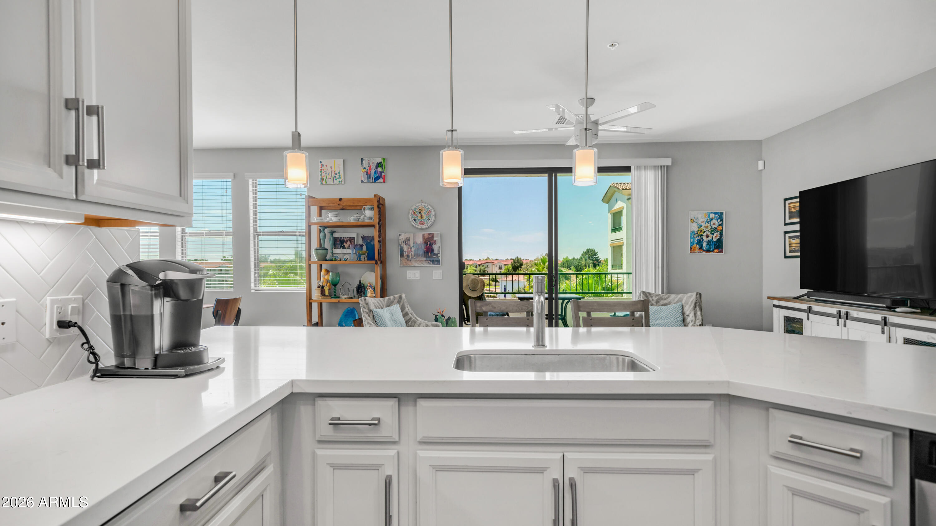 2511 W QUEEN CREEK Road 303