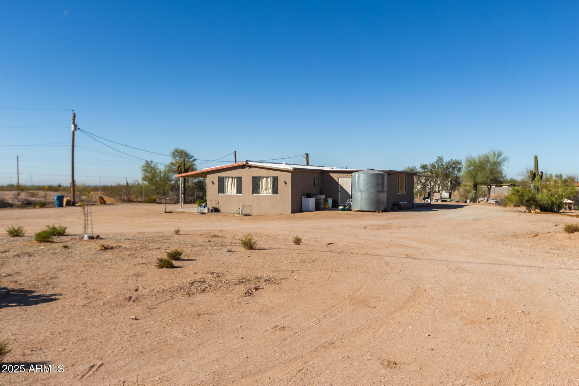 4110 N SAGUARO Drive