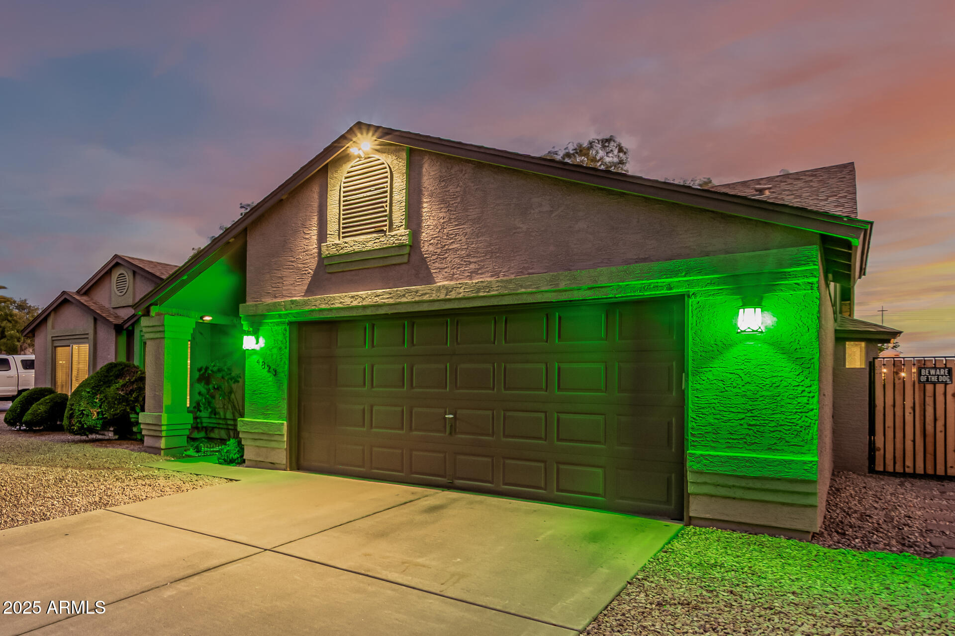 4823 E GLENCOVE Circle
