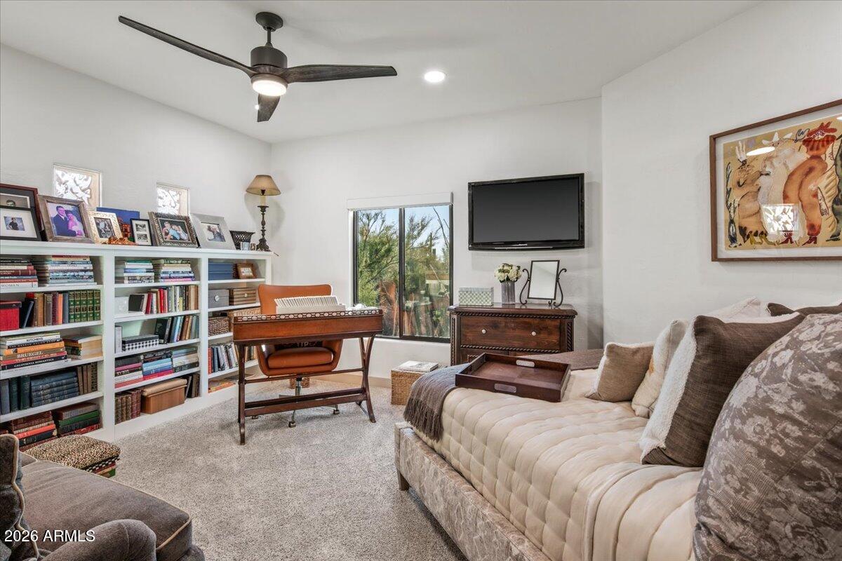 CAREFREE FOOTHILLS - Residential