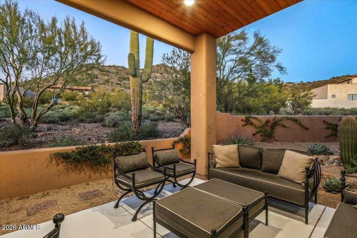 CAREFREE FOOTHILLS - Residential