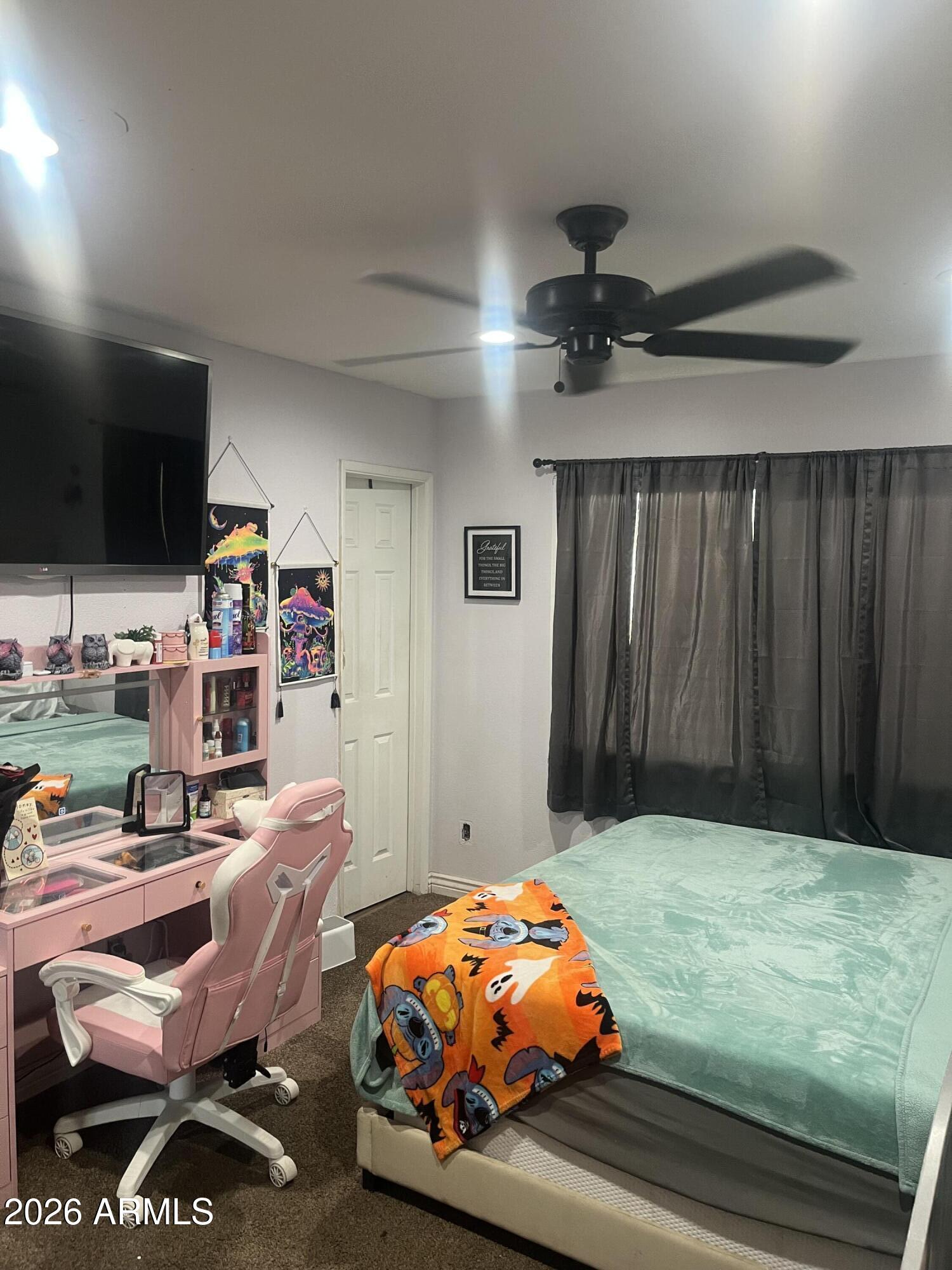 8226 W MONTECITO Avenue