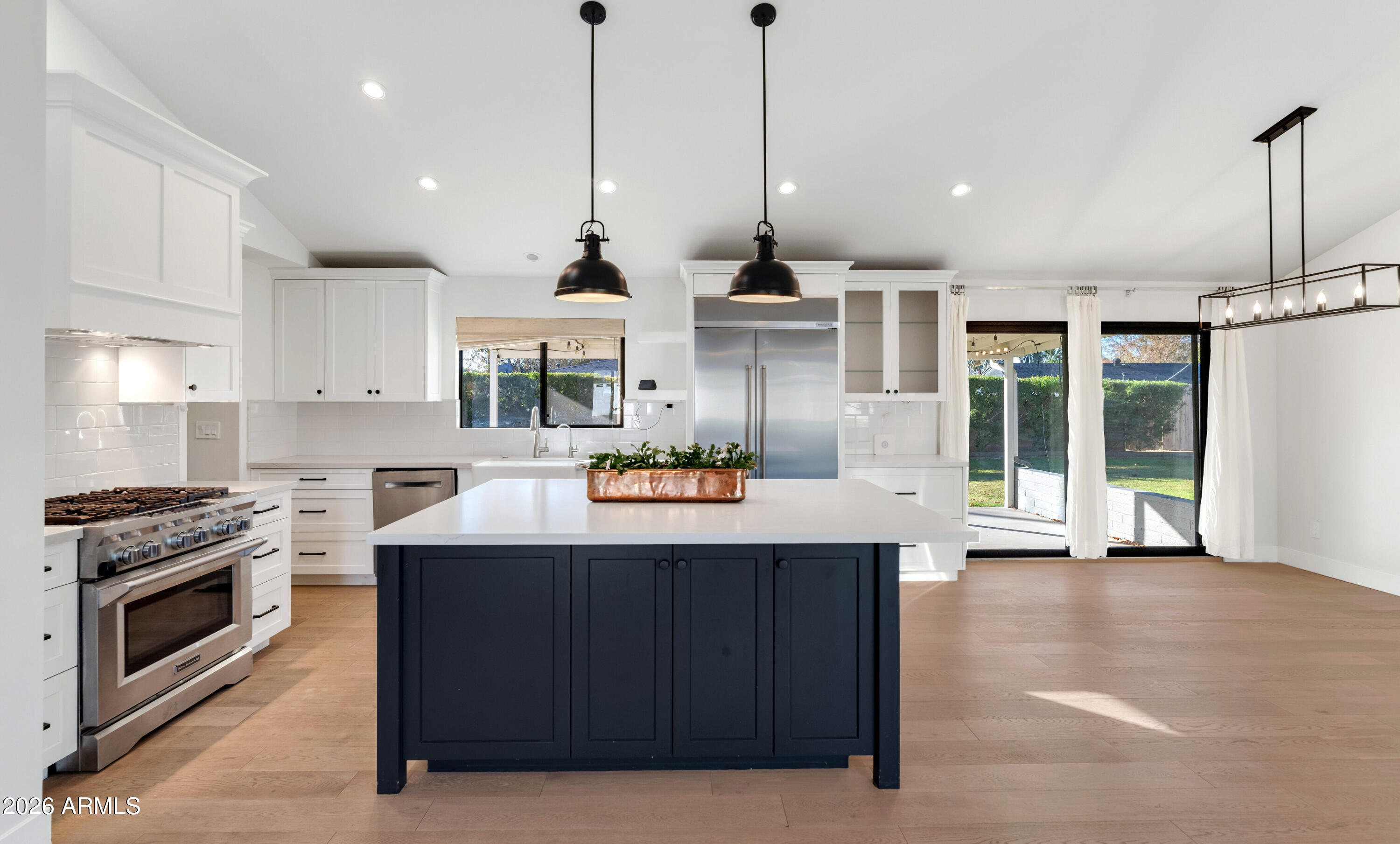 4101 E COOLIDGE Street