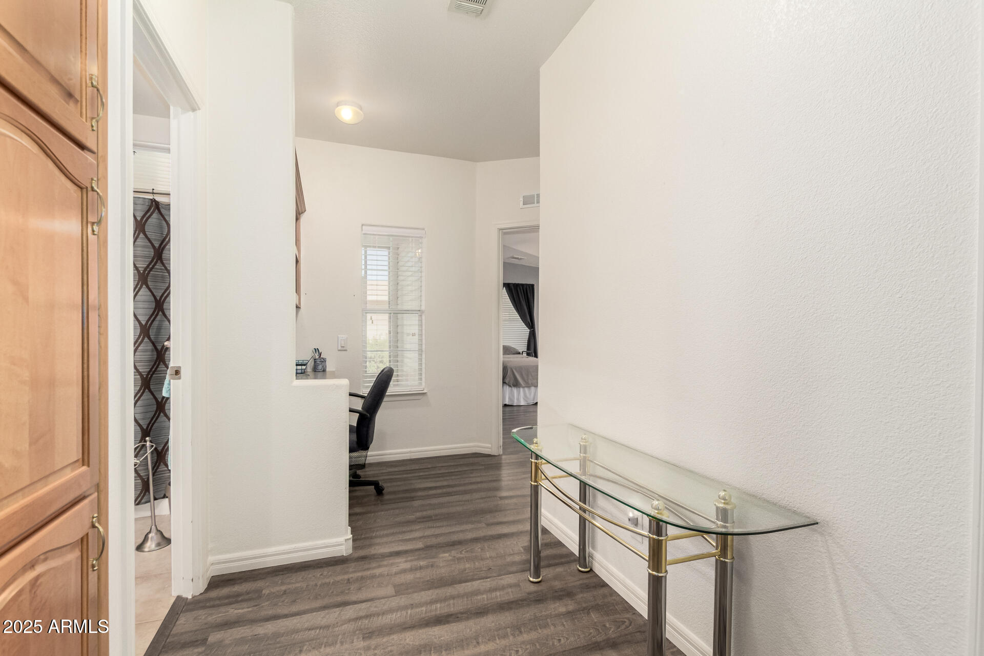 3301 S GOLDFIELD Road 2097