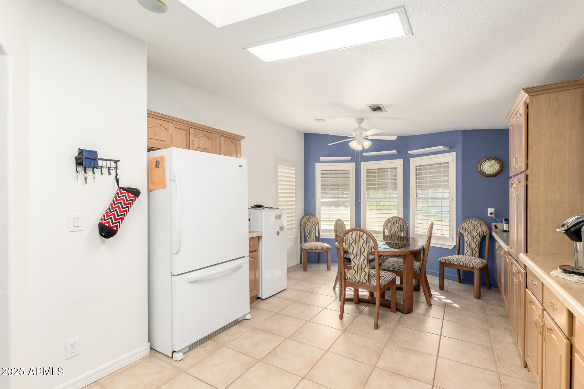 3301 S GOLDFIELD Road 2097